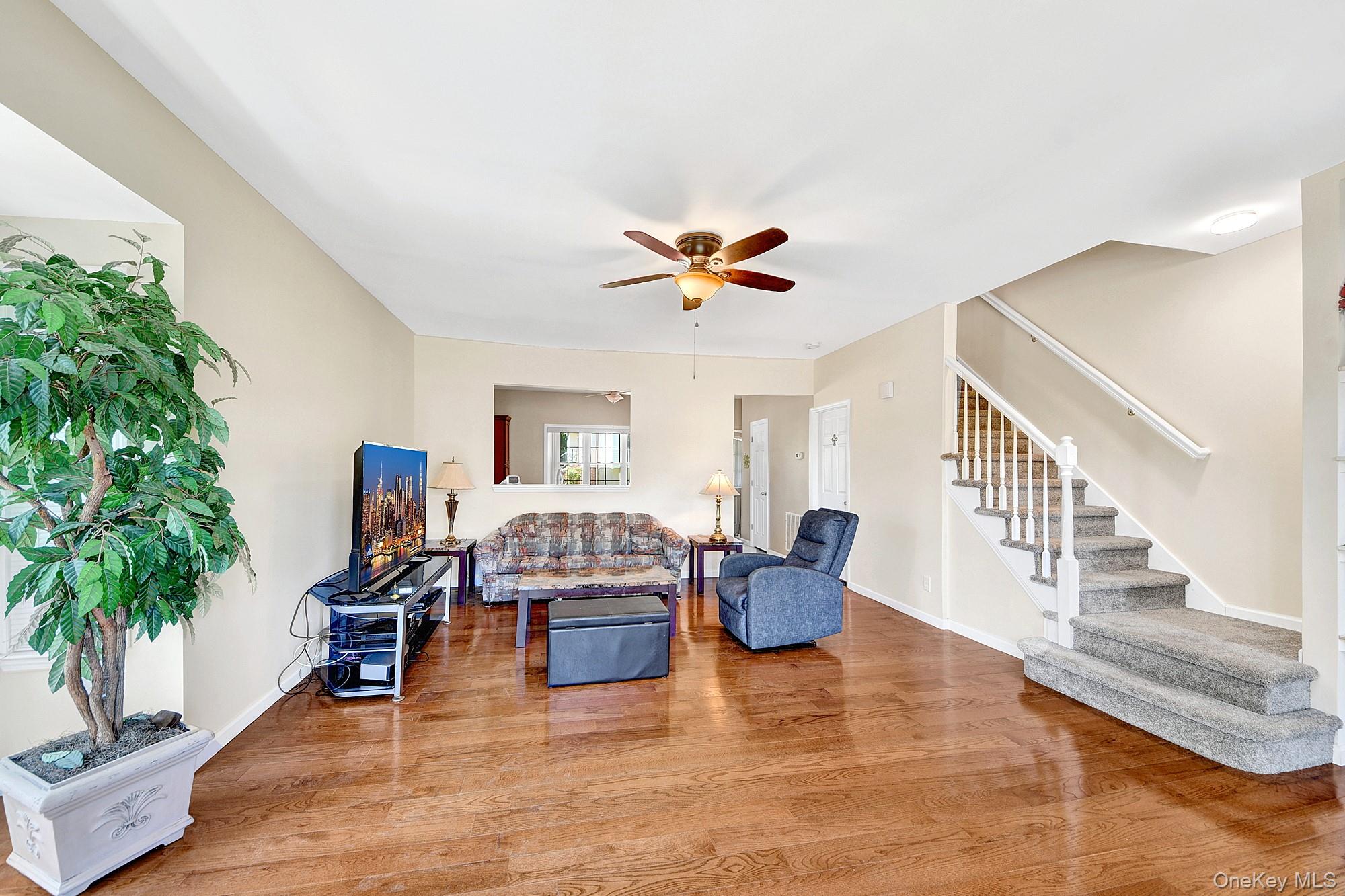361 Verplanck Avenue – For Sale photo 3
