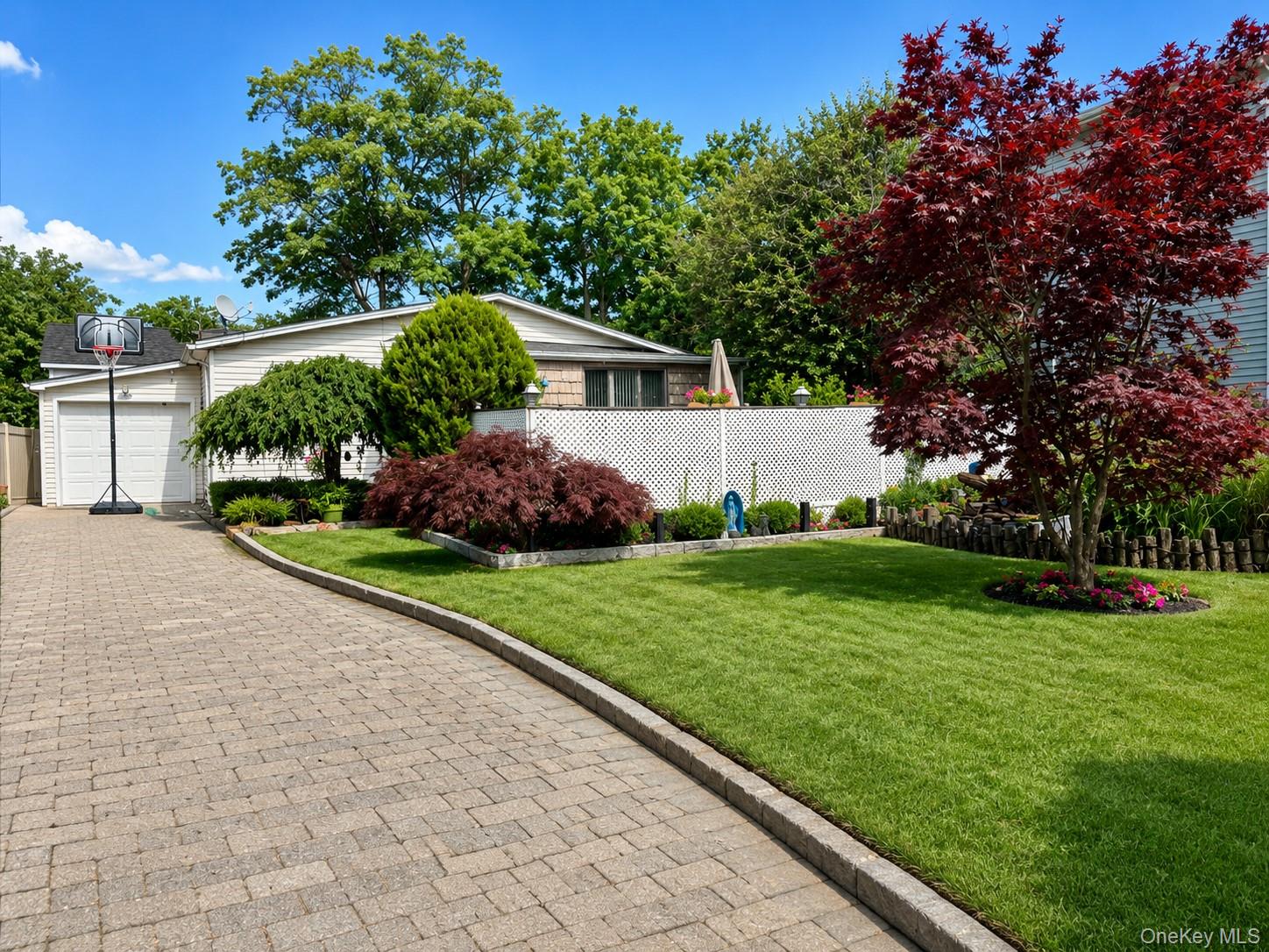 110 Roosevelt Avenue – For Sale