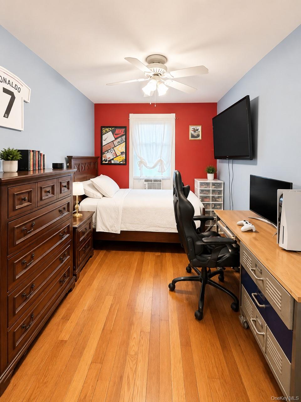 110 Roosevelt Avenue – For Sale photo 13
