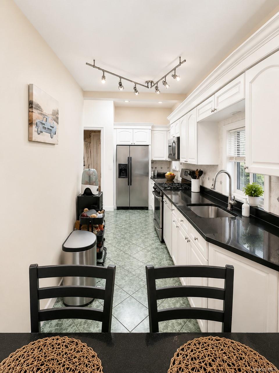 110 Roosevelt Avenue – For Sale photo 7