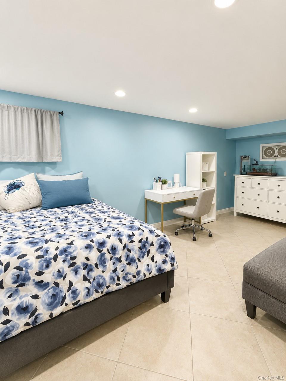 110 Roosevelt Avenue – For Sale photo 17