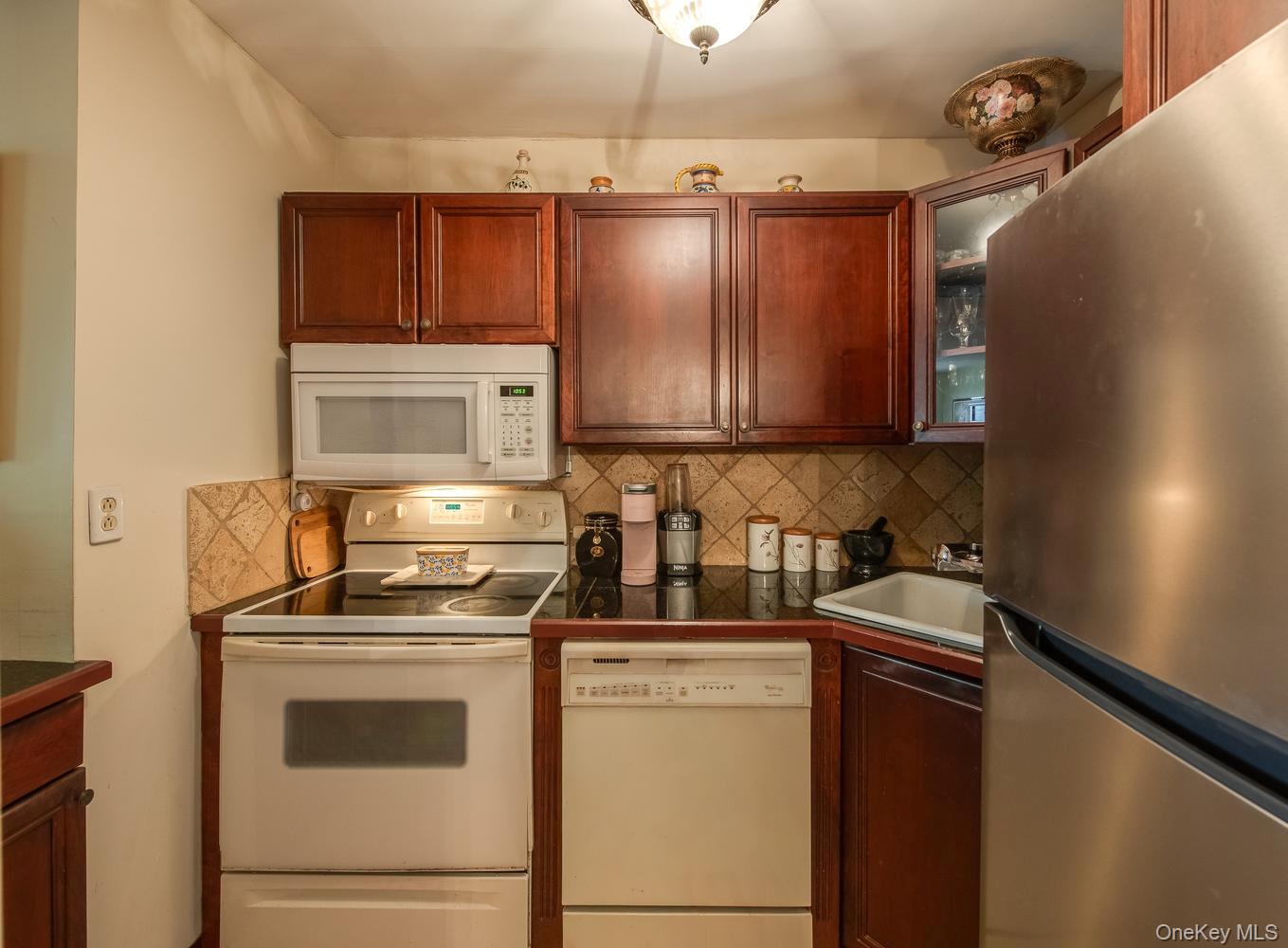 160 Academy Street, Unit 10N photo 15