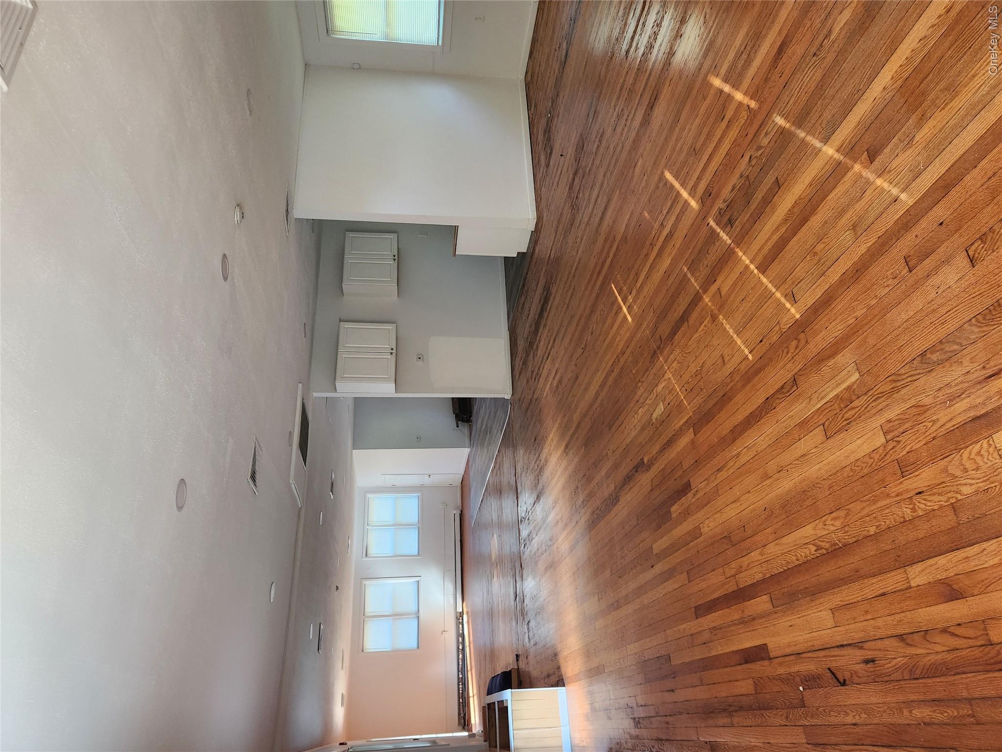 650 N Liberty Avenue – For Rent photo 3