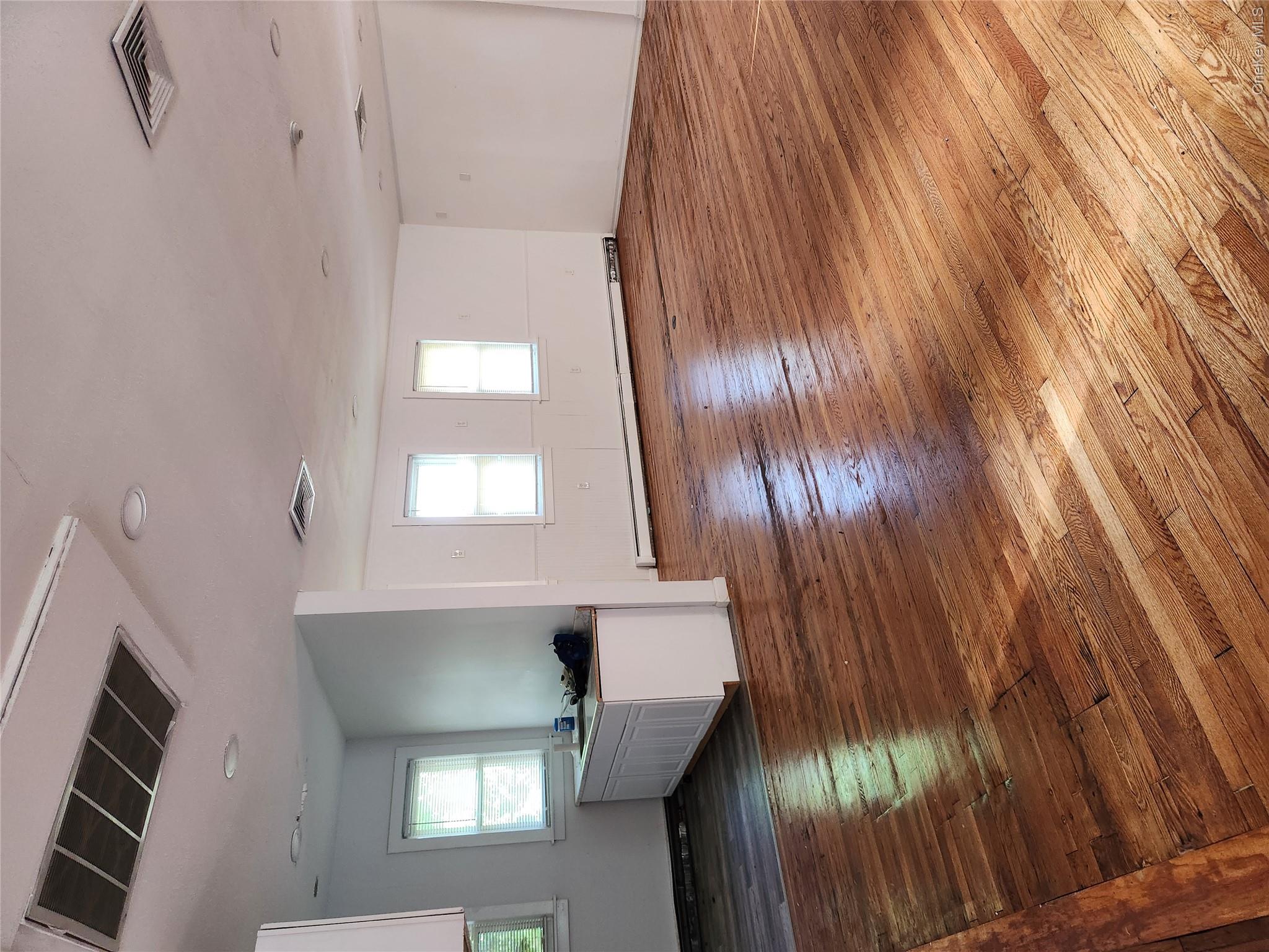 650 N Liberty Avenue – For Rent photo 11
