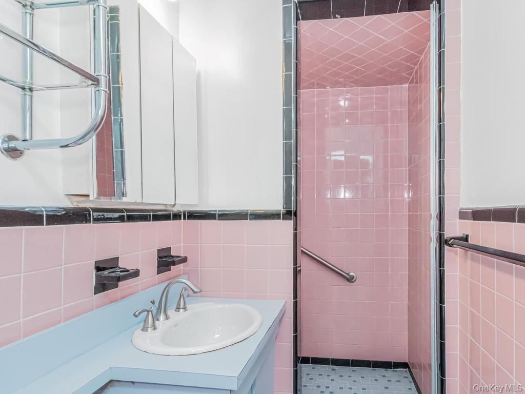2711 Henry Hudson Parkway W, Unit 6D photo 14