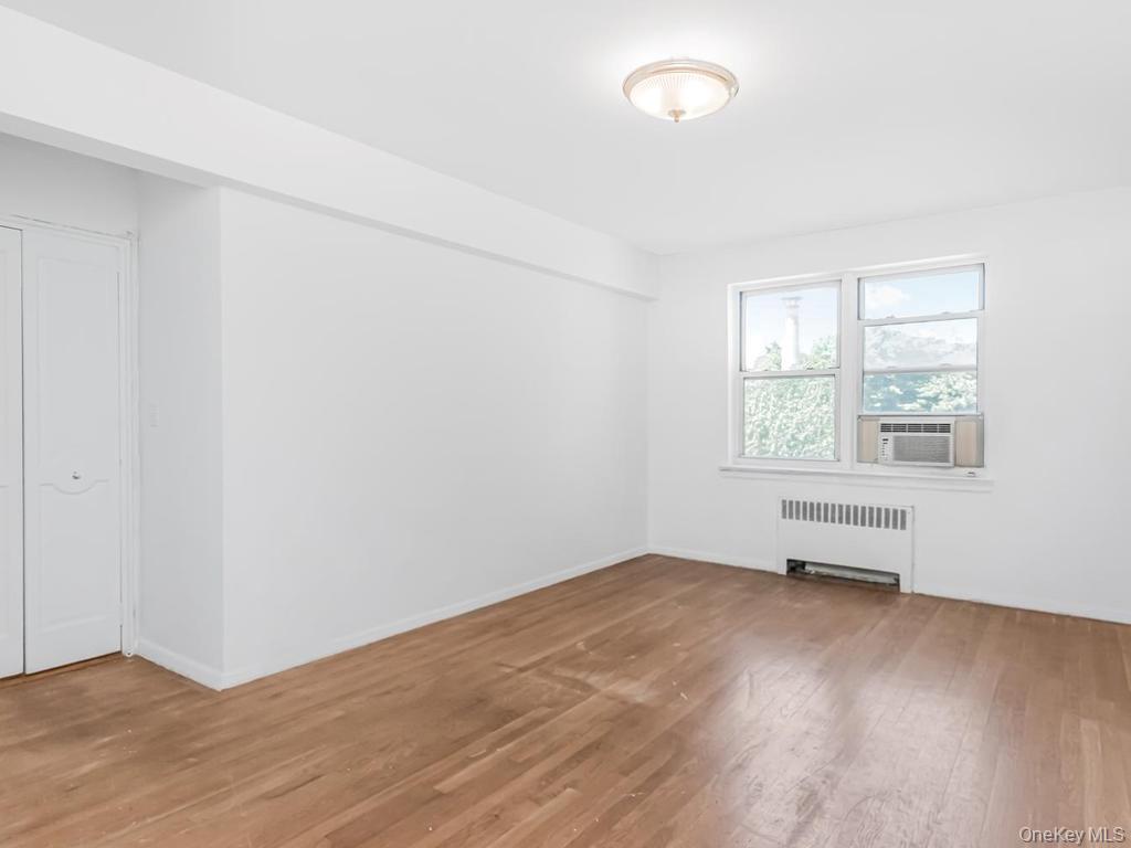 2711 Henry Hudson Parkway W, Unit 6D photo 9