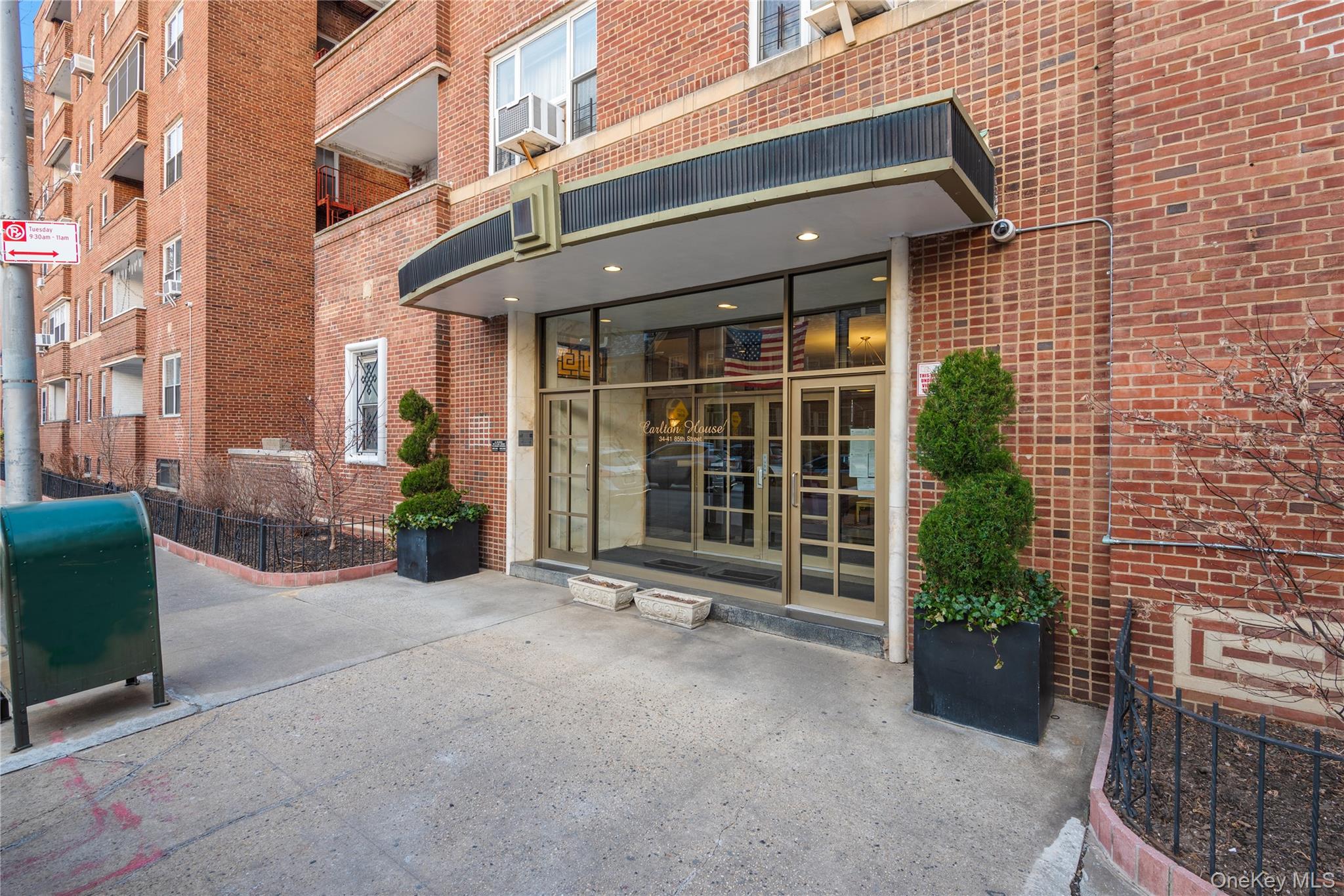 34-41 85th Street, Unit 4D photo 2