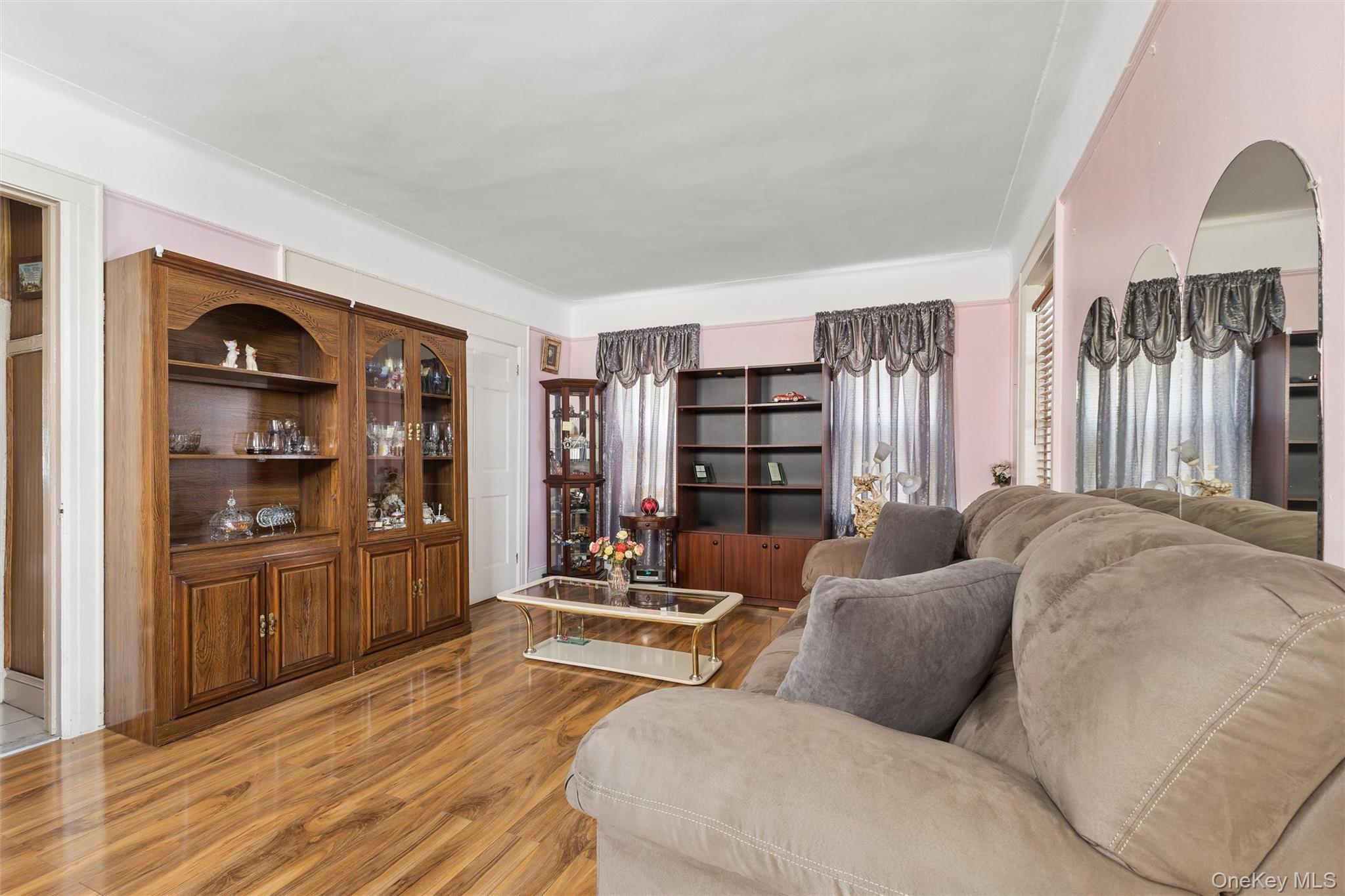112-17 201st Street – For Sale photo 3