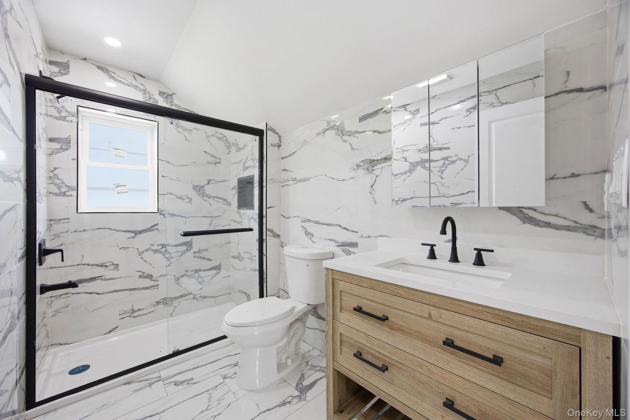 107 E Saint Marks Place – For Sale photo 14