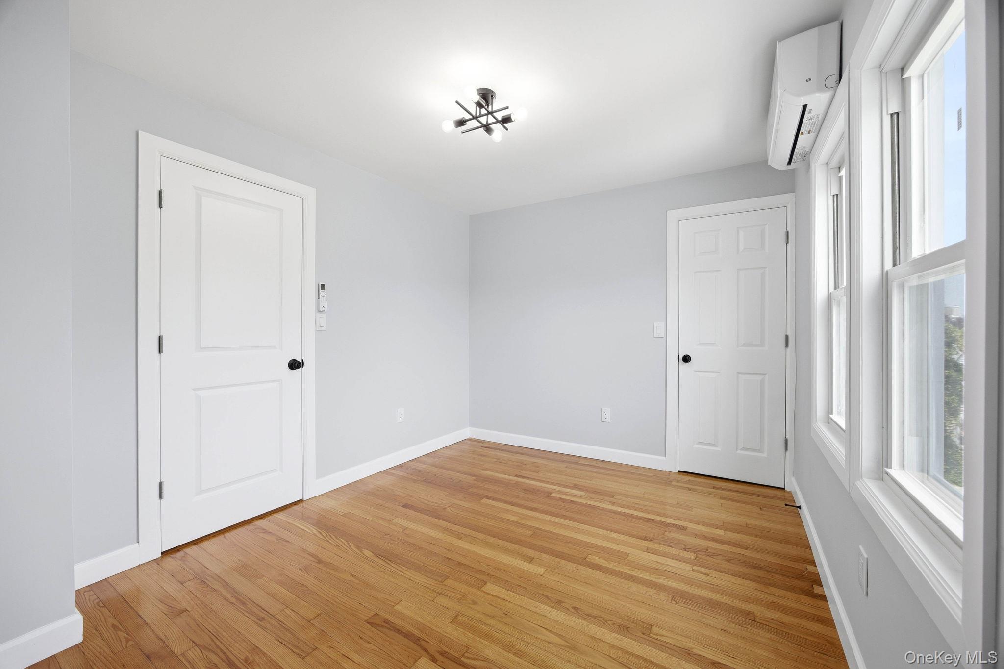 107 E Saint Marks Place – For Sale photo 13