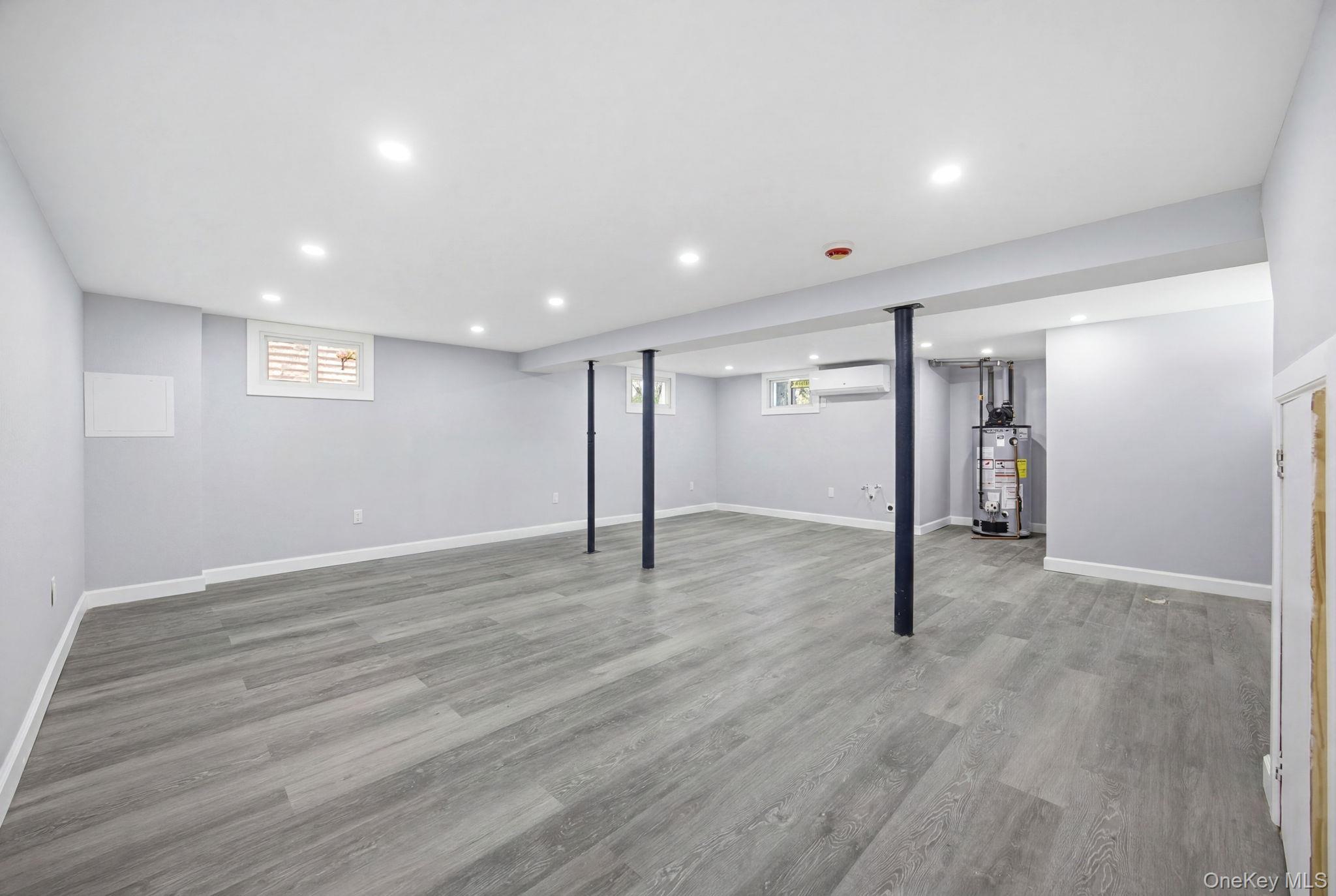 107 E Saint Marks Place – For Sale photo 18
