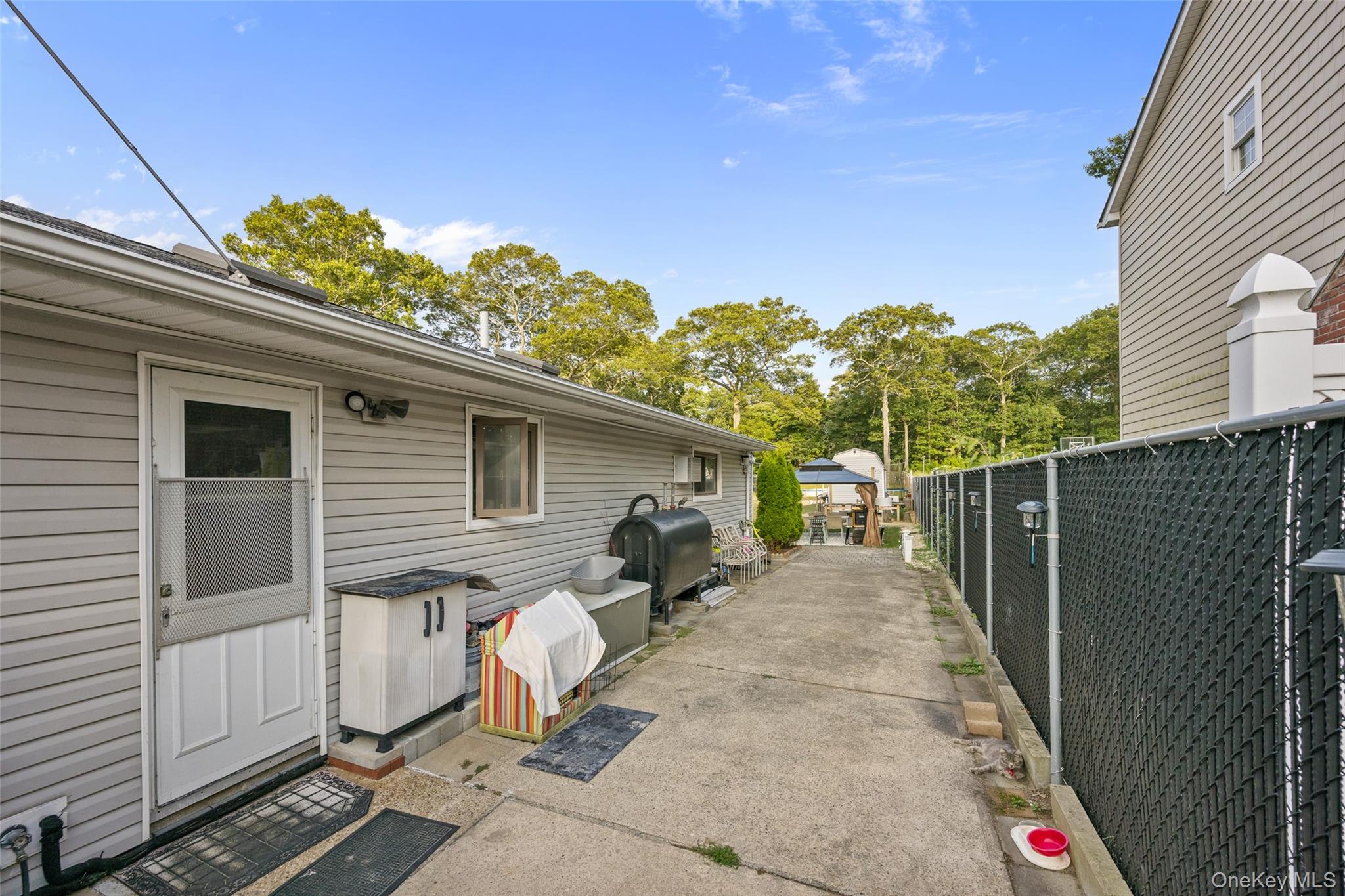 87 Biltmore Drive – For Sale photo 16
