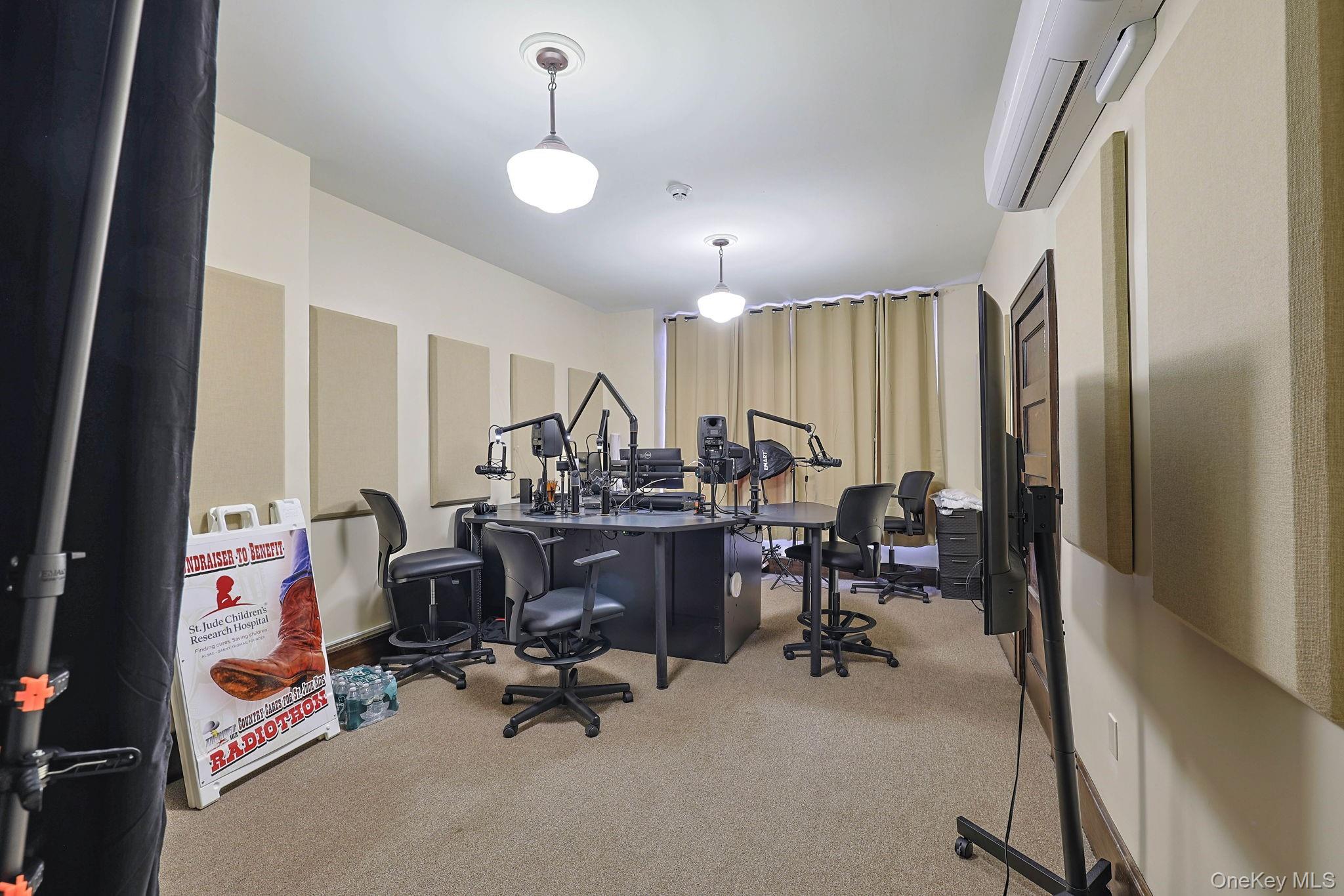 31 S Main Street – For Sale photo 18