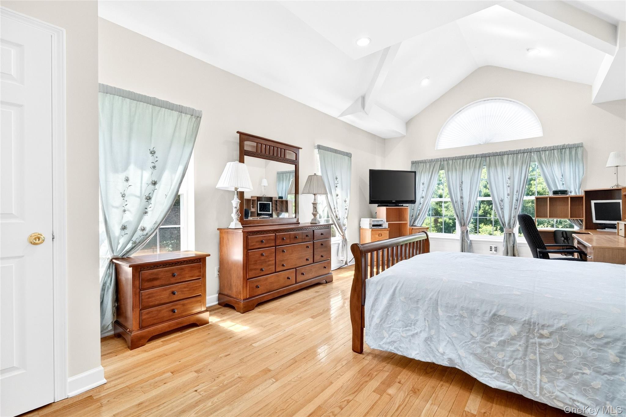 19 Ash Road – For Sale photo 35