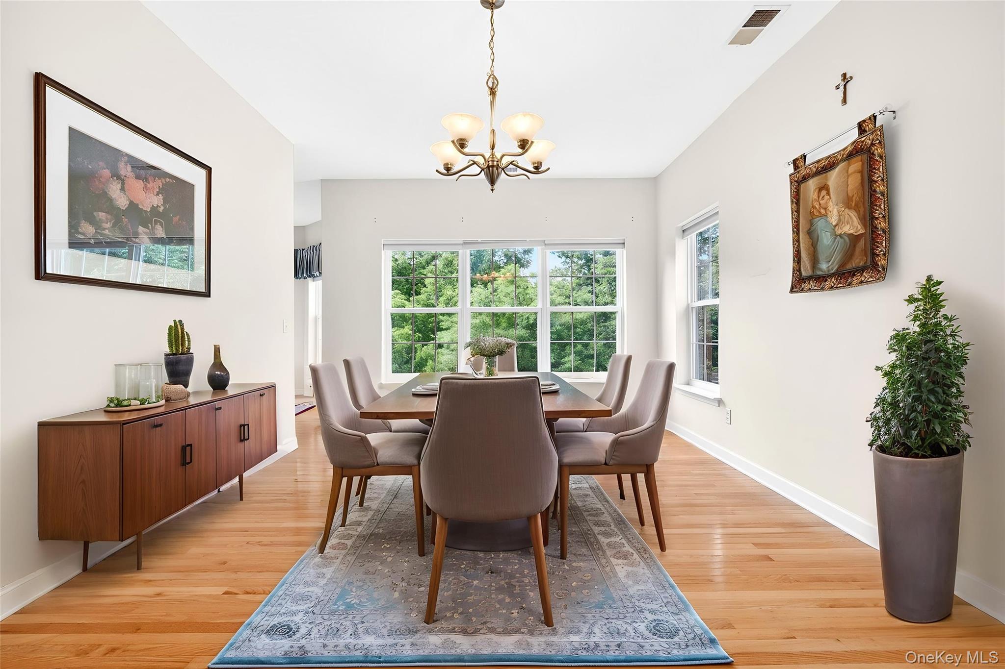 19 Ash Road – For Sale photo 4