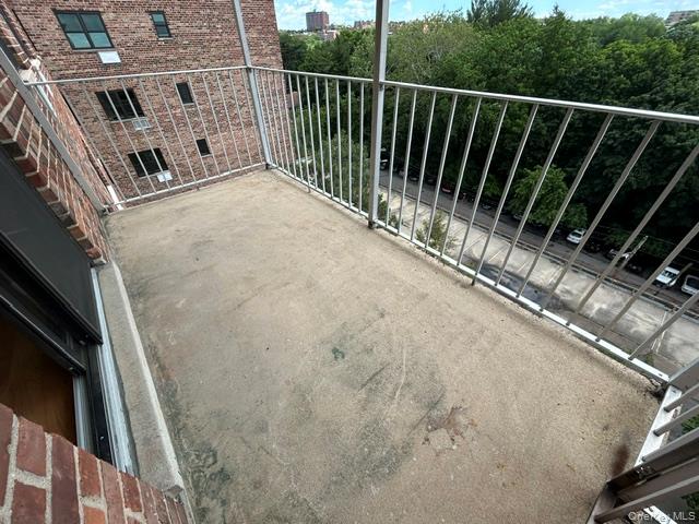 671 Bronx River Road, Unit 6G photo 11