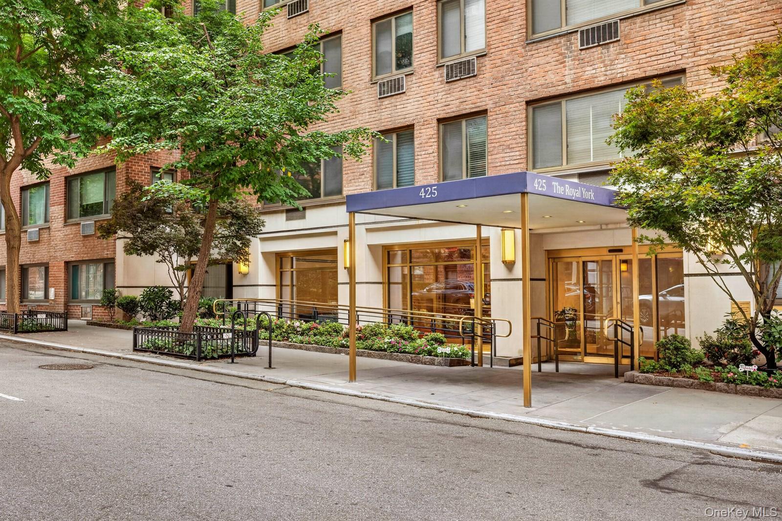 425 East 63rd Street, Unit W12EF photo 13