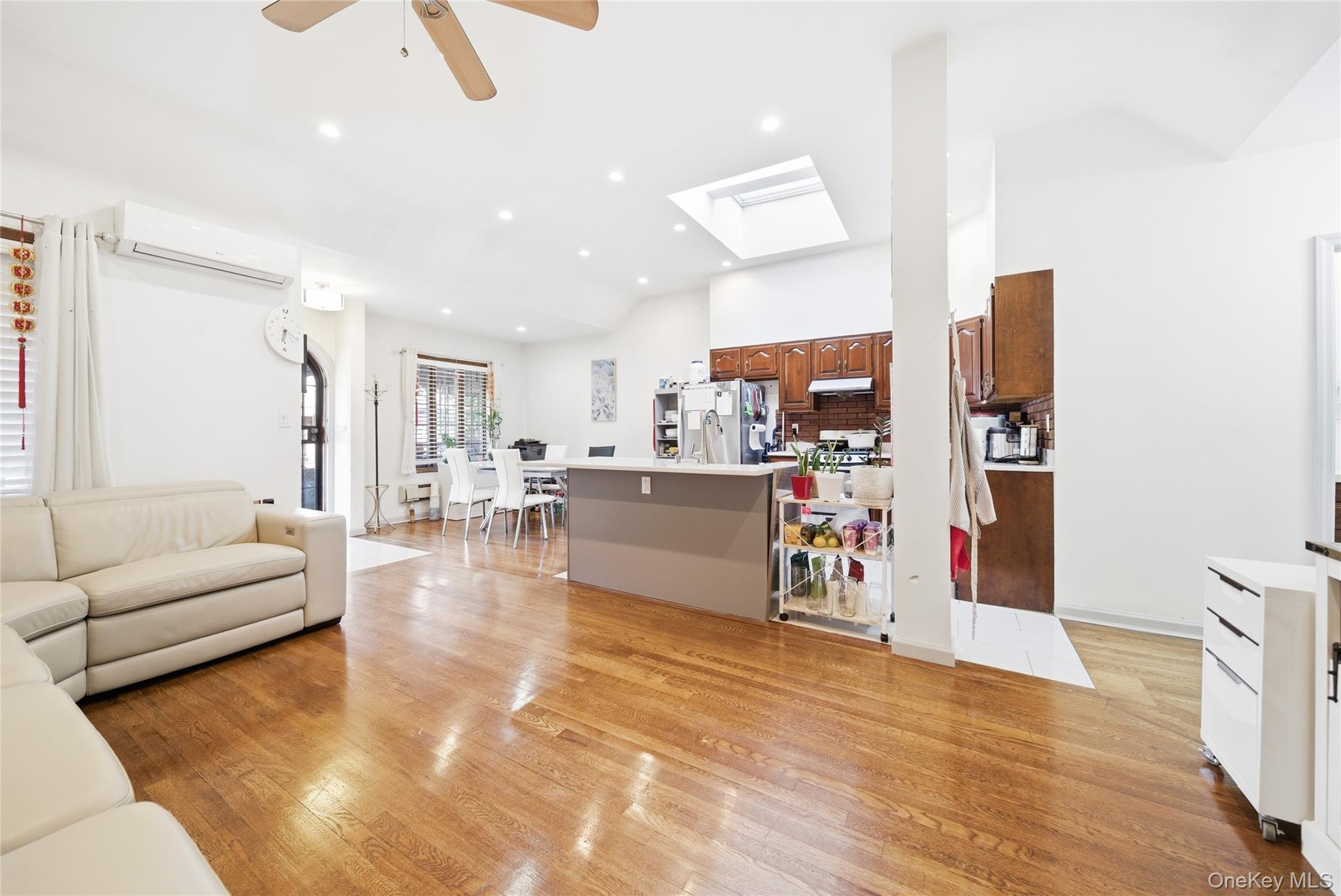 53-74 62nd Street – For Sale photo 4