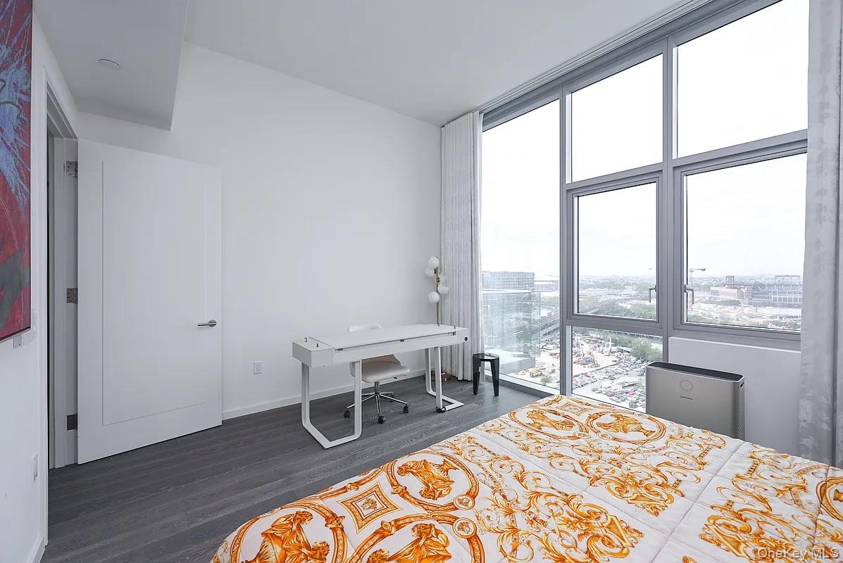 133-36 37th Avenue, Unit PH3B photo 9