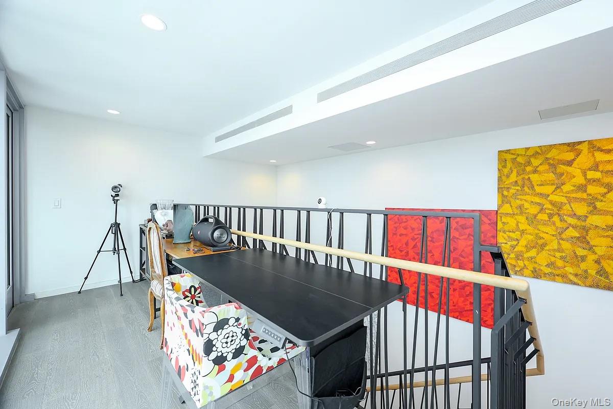 133-36 37th Avenue, Unit PH3B photo 5