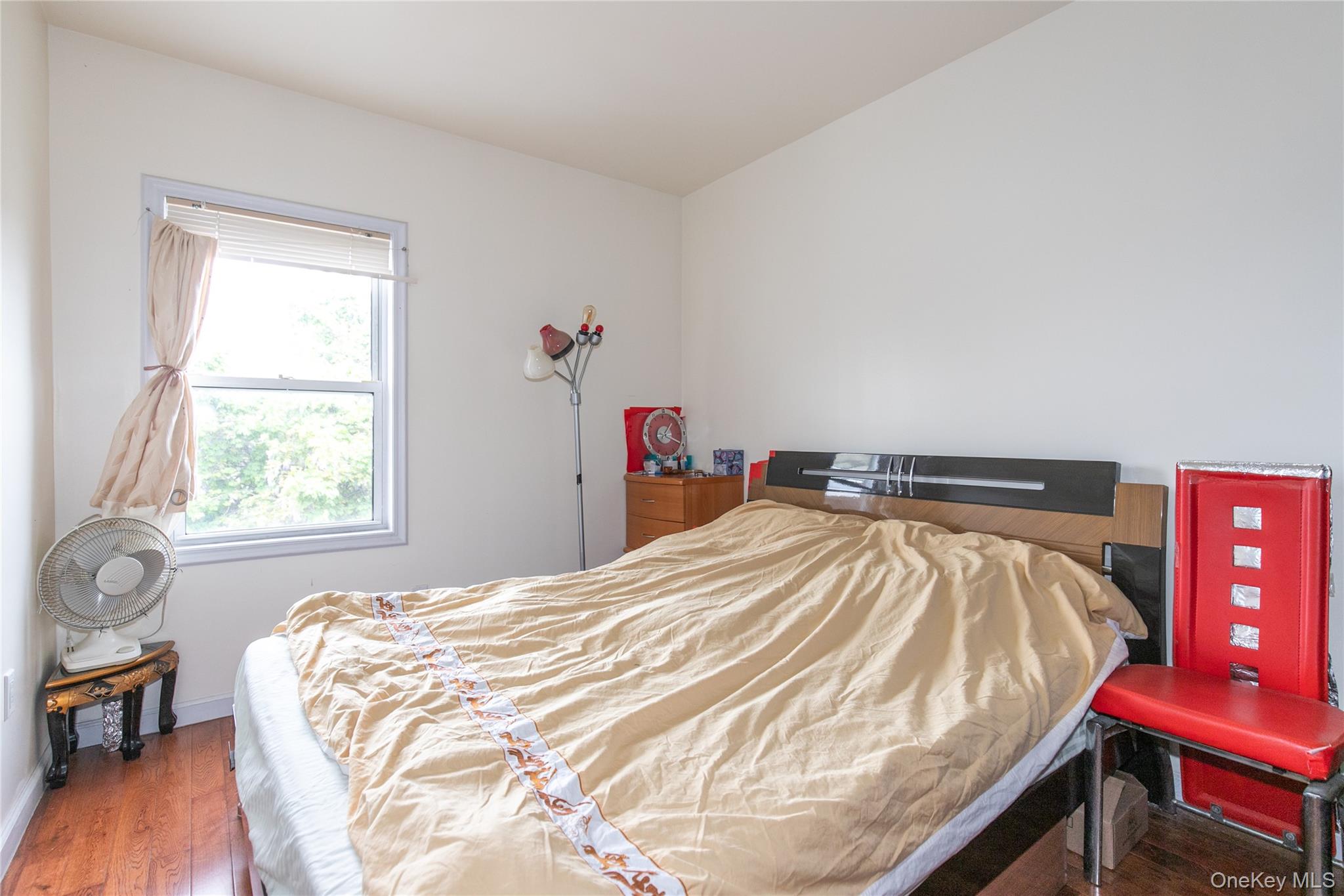 15335 60th Avenue – For Sale photo 8