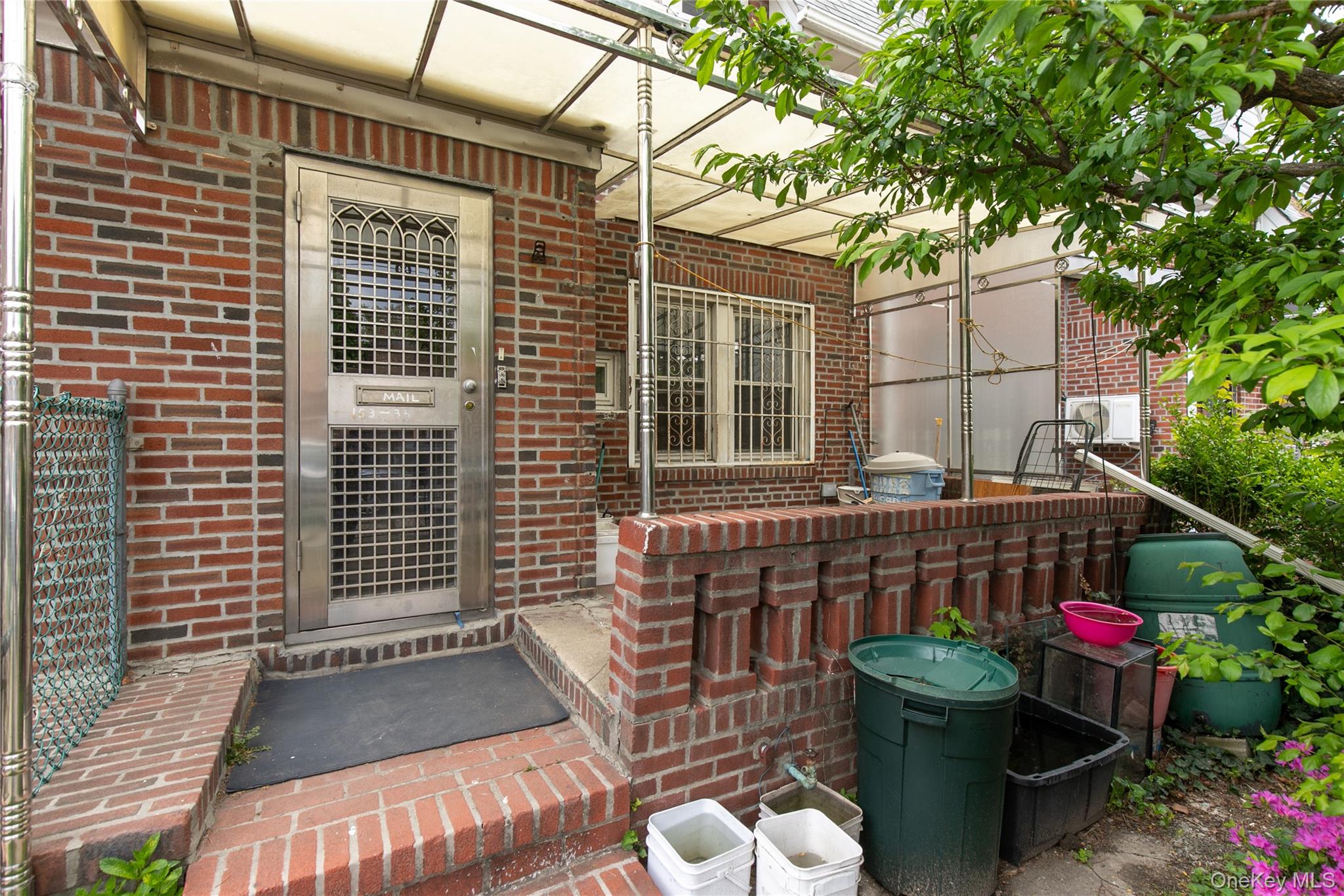 15335 60th Avenue – For Sale photo 2