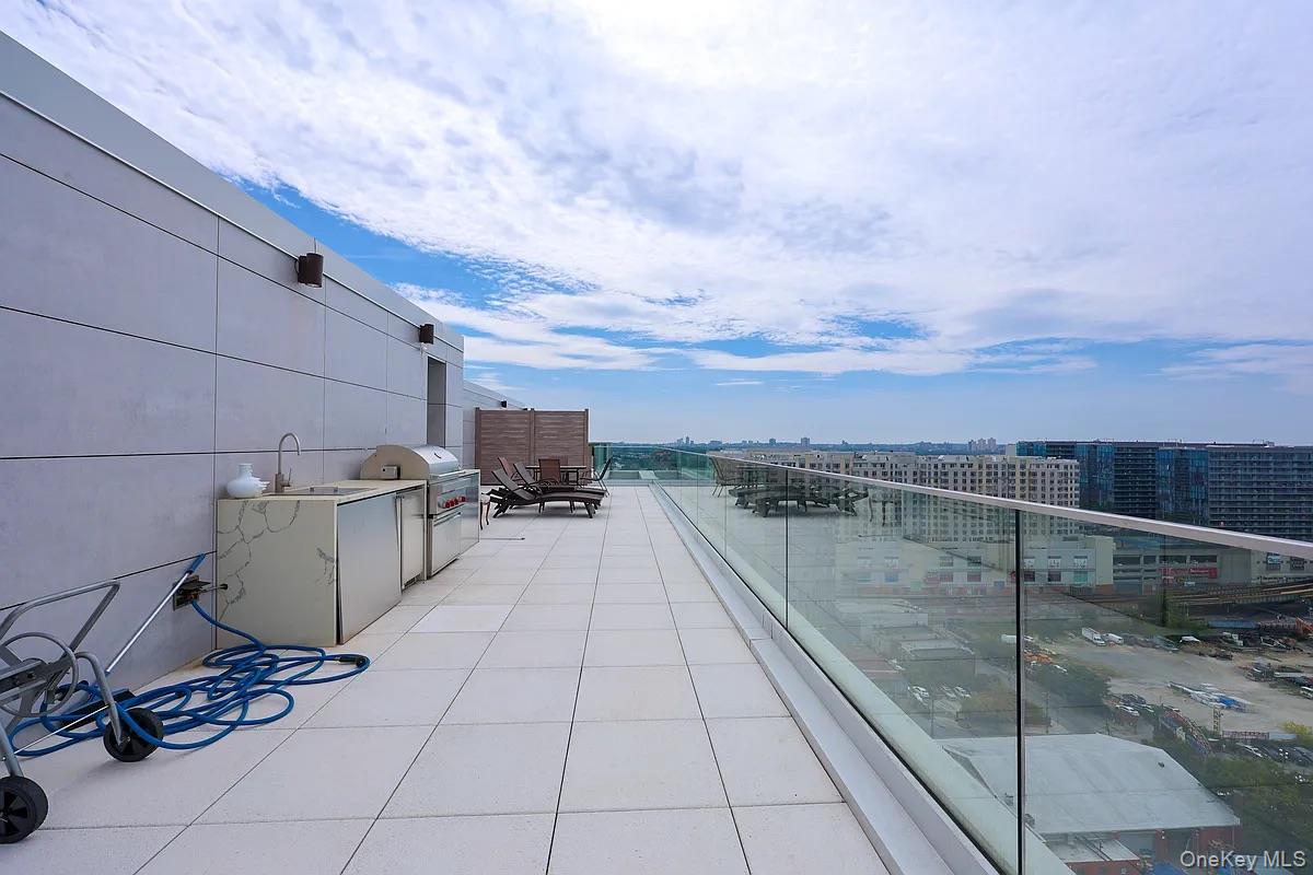 133-36 37th Avenue, Unit PH3B photo 18