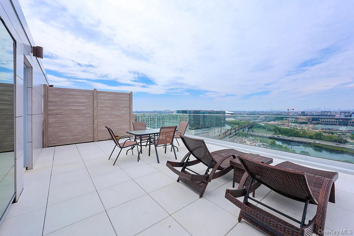 133-36 37th Avenue, Unit PH3B photo 16