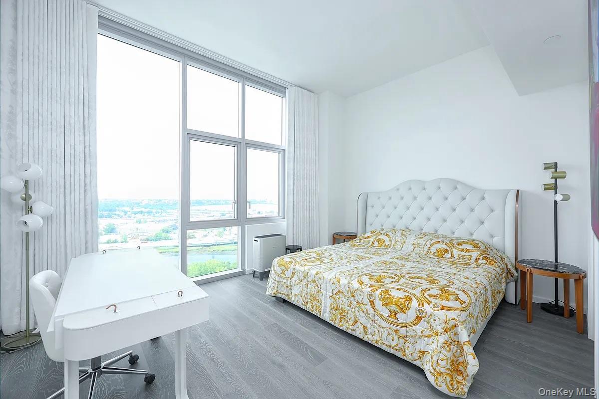 133-36 37th Avenue, Unit PH3B photo 8