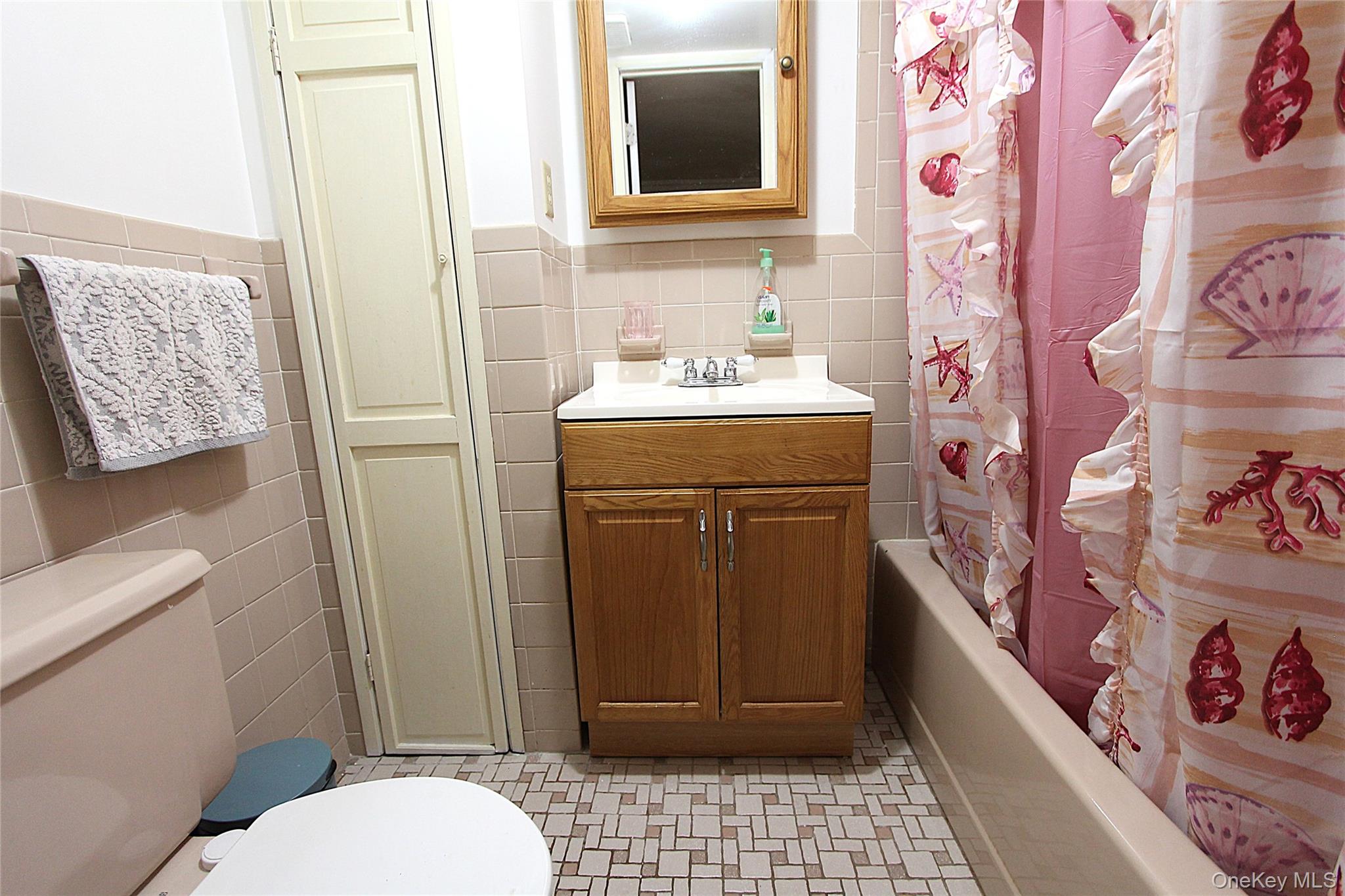 72-19 66th Road – For Sale photo 19
