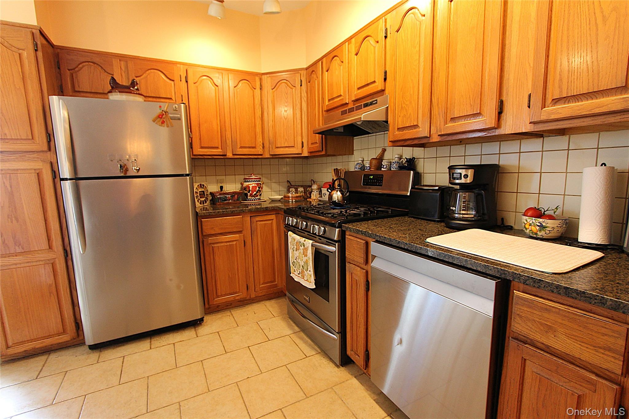 72-19 66th Road – For Sale photo 7