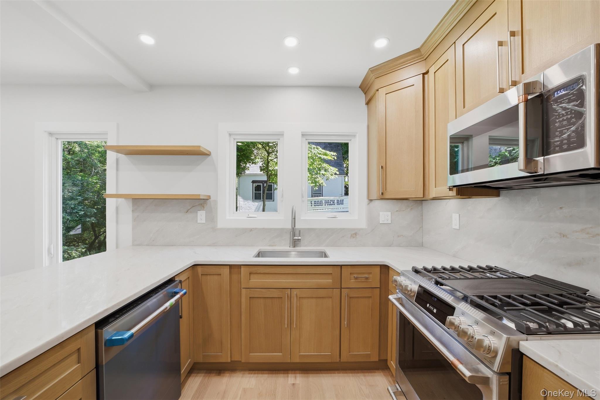 42 Euclid Avenue – For Sale photo 8