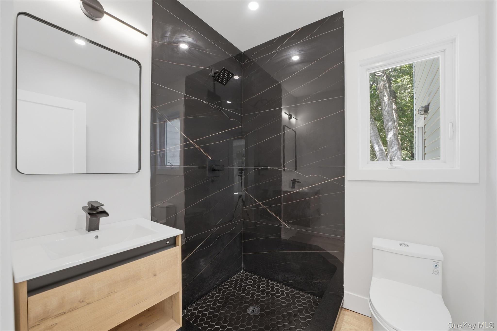 42 Euclid Avenue – For Sale photo 12