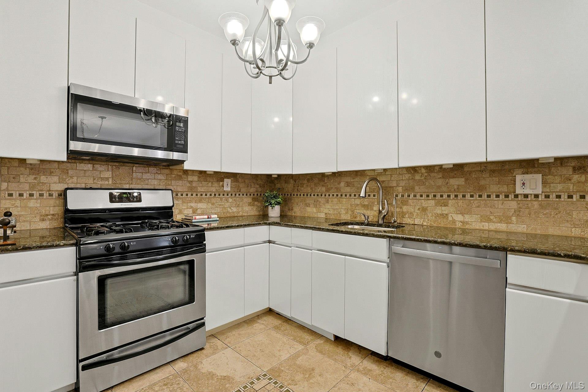 1255 North Avenue, Unit B-4j photo 6