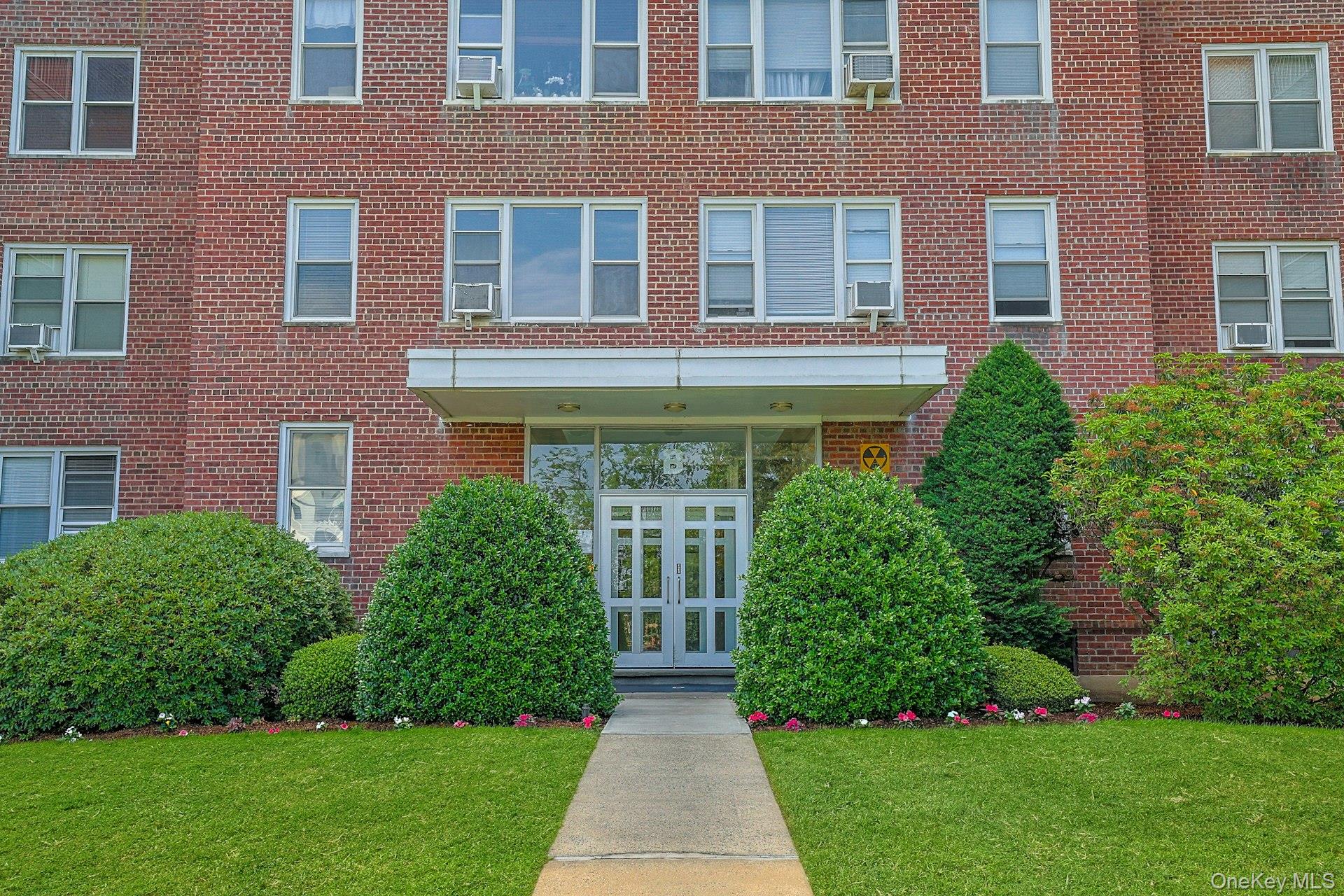 1255 North Avenue, Unit B-4j photo 2