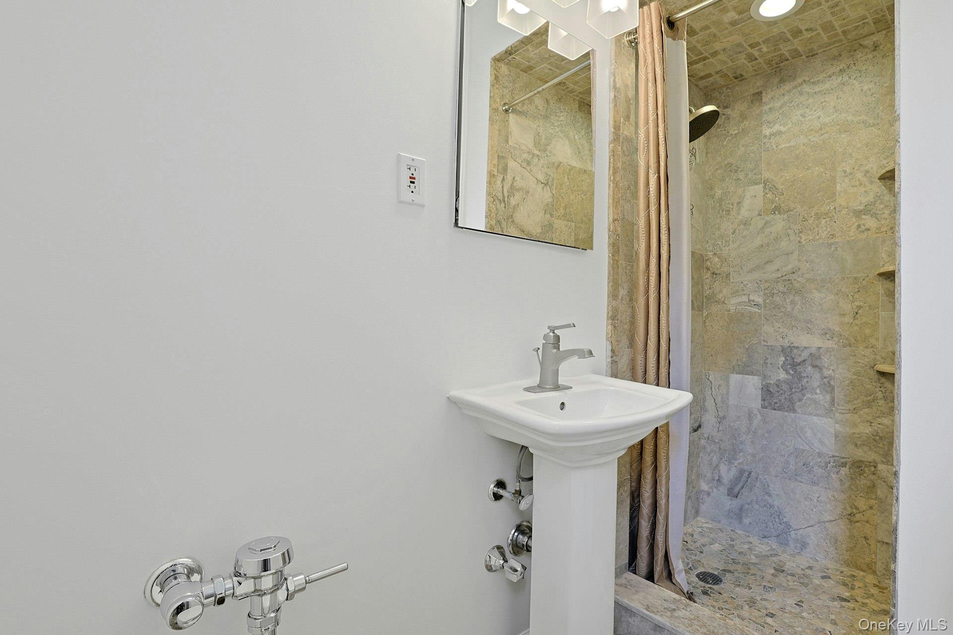 1255 North Avenue, Unit B-4j photo 16