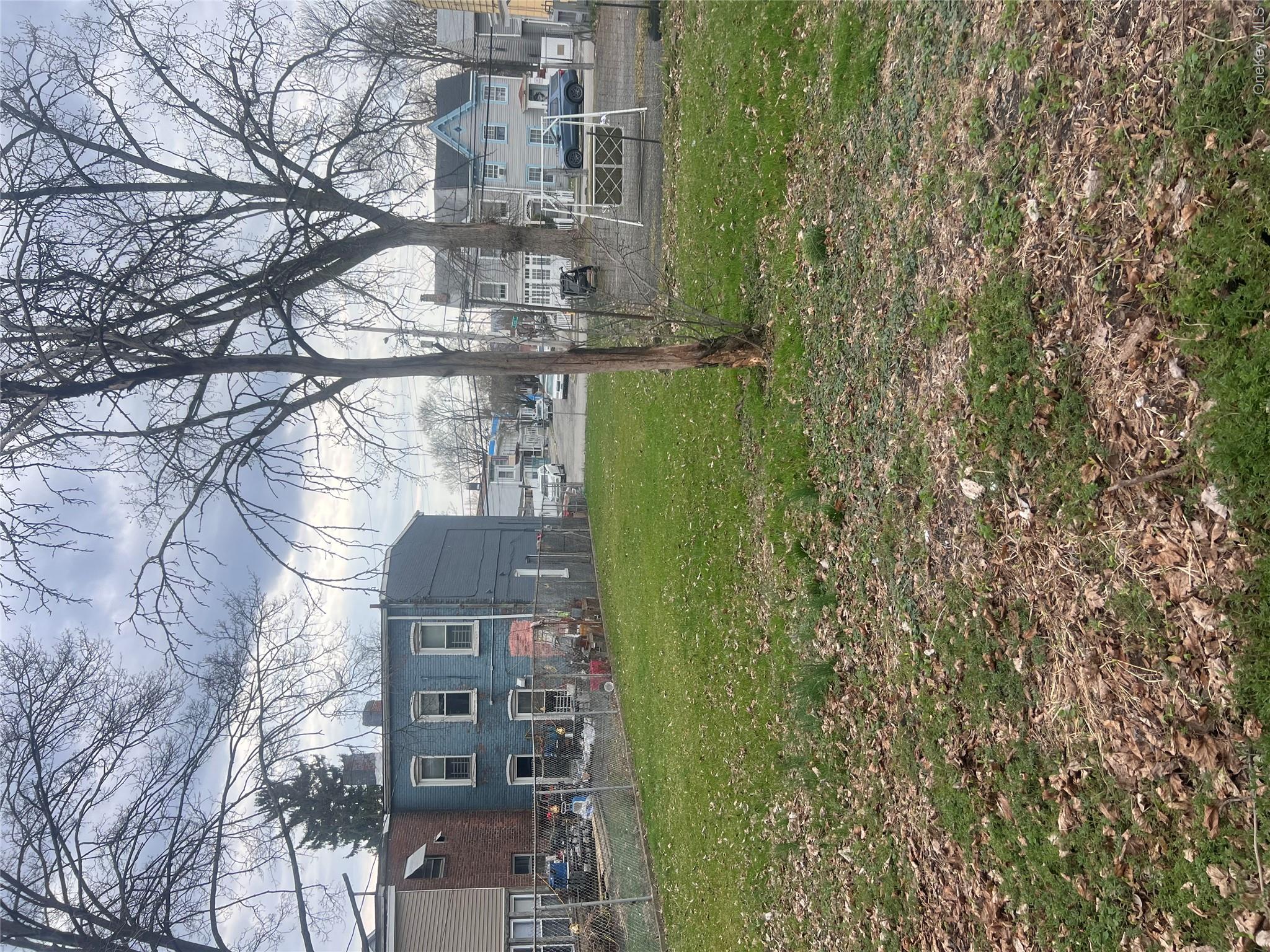 286 1st Street – For Sale photo 2