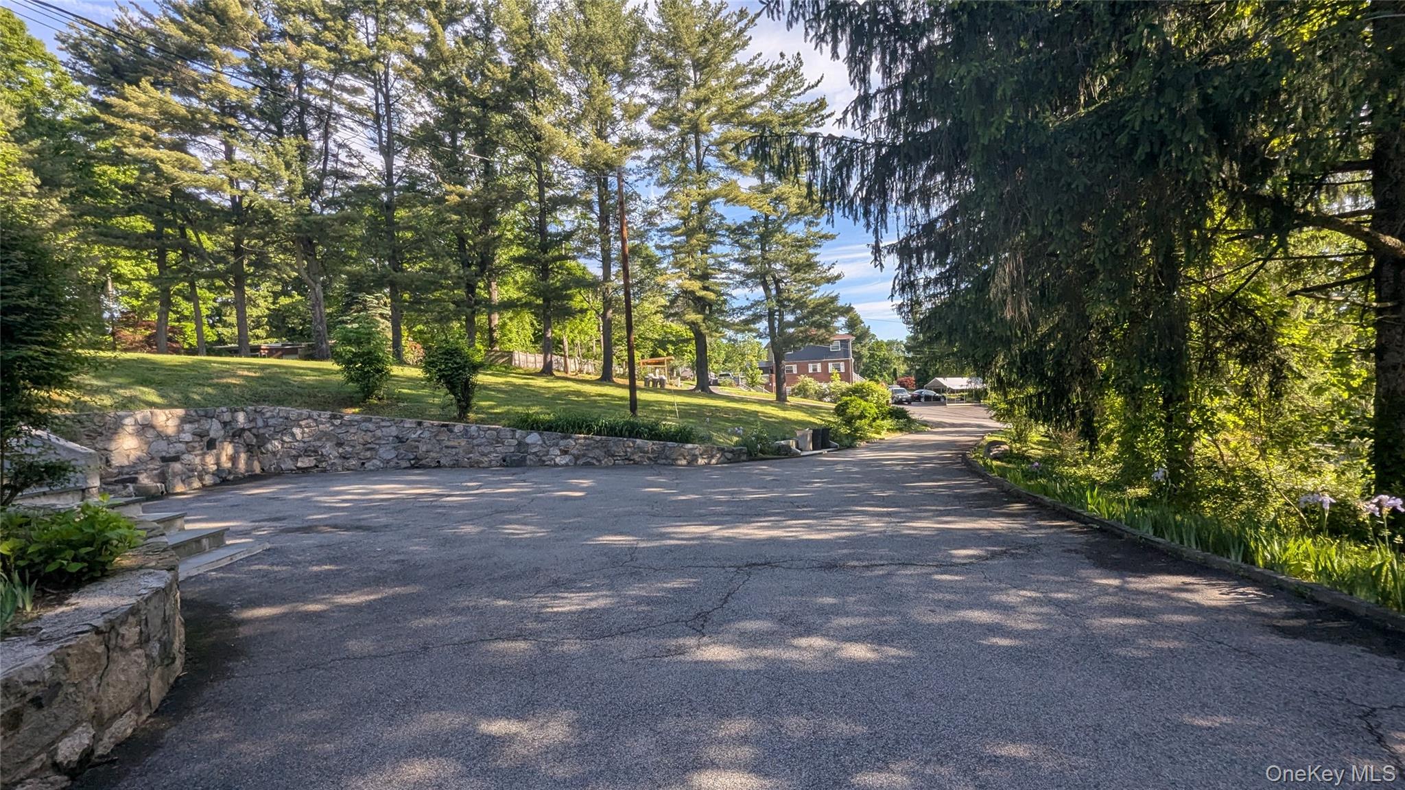11 Dyckman Drive – For Sale photo 11