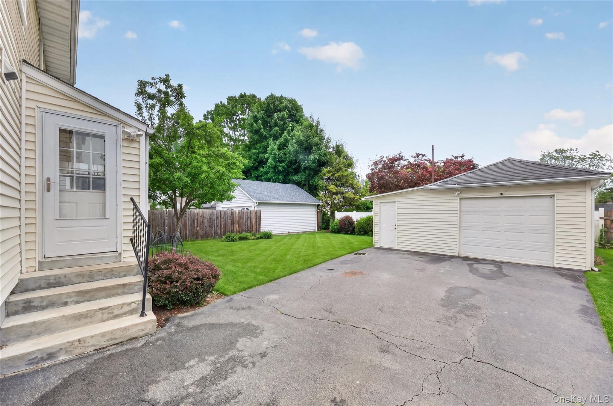 11 Columbia Avenue – For Sale photo 32