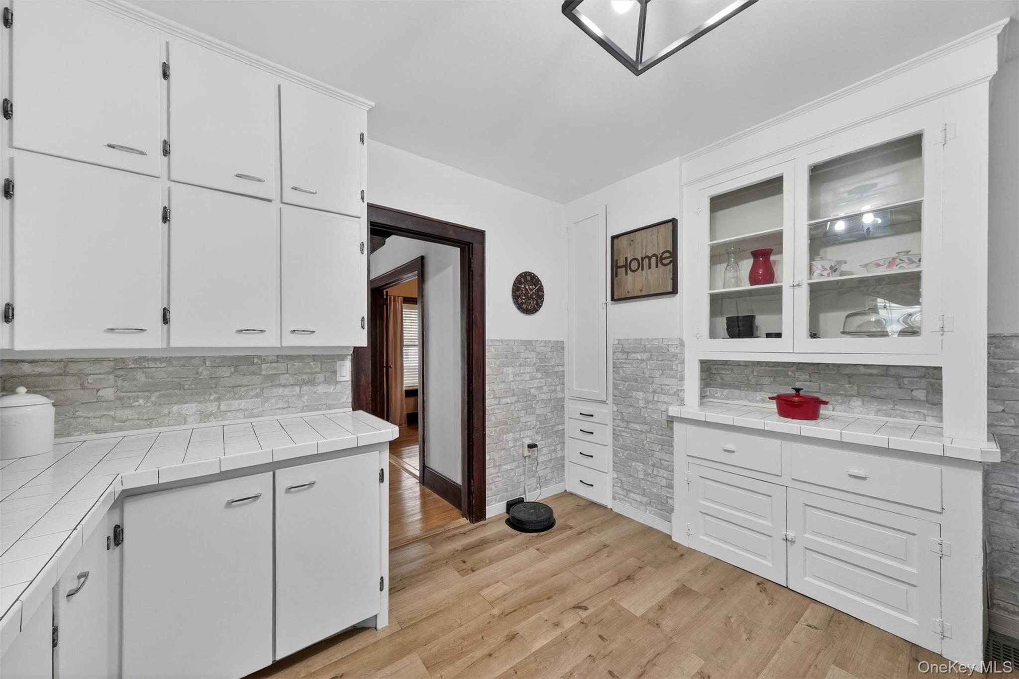 11 Columbia Avenue – For Sale photo 18