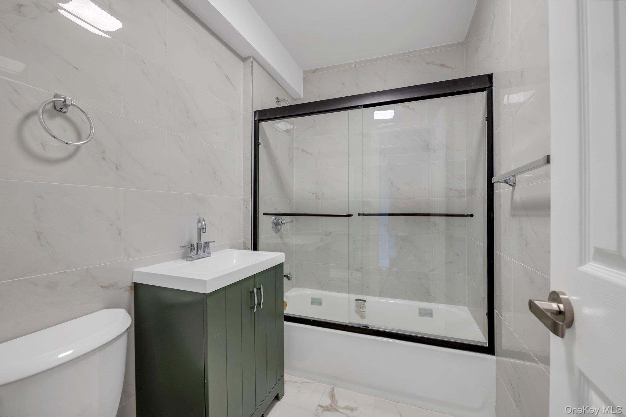 2114 Lacombe Avenue – For Sale photo 12