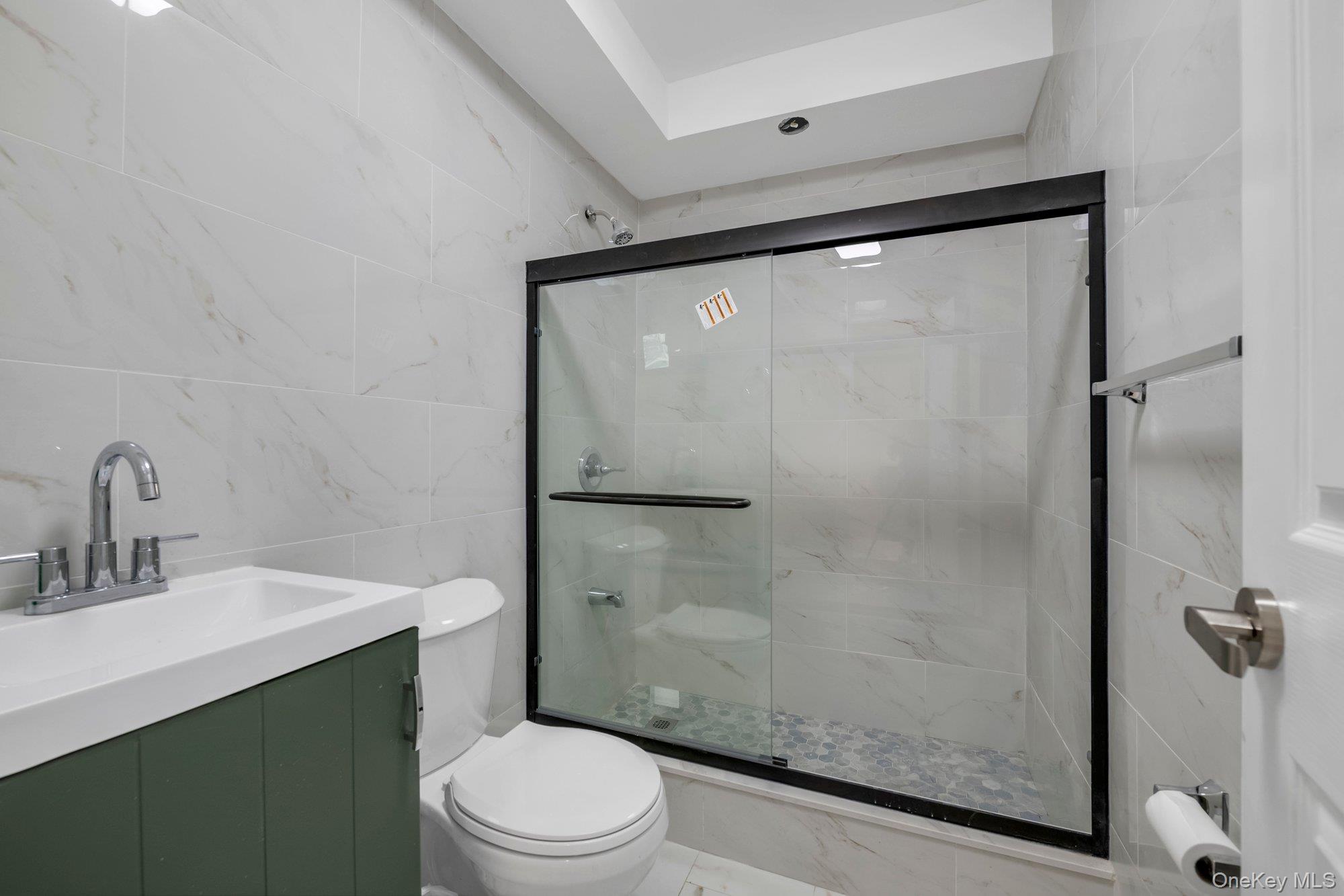 2114 Lacombe Avenue – For Sale photo 4