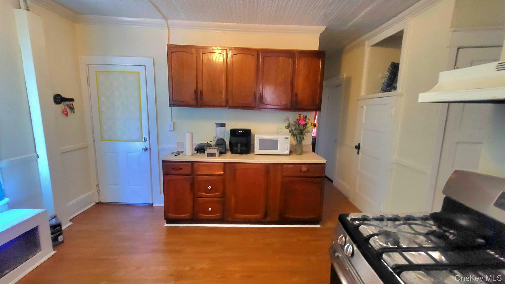 48 Conklin Street – For Sale photo 14