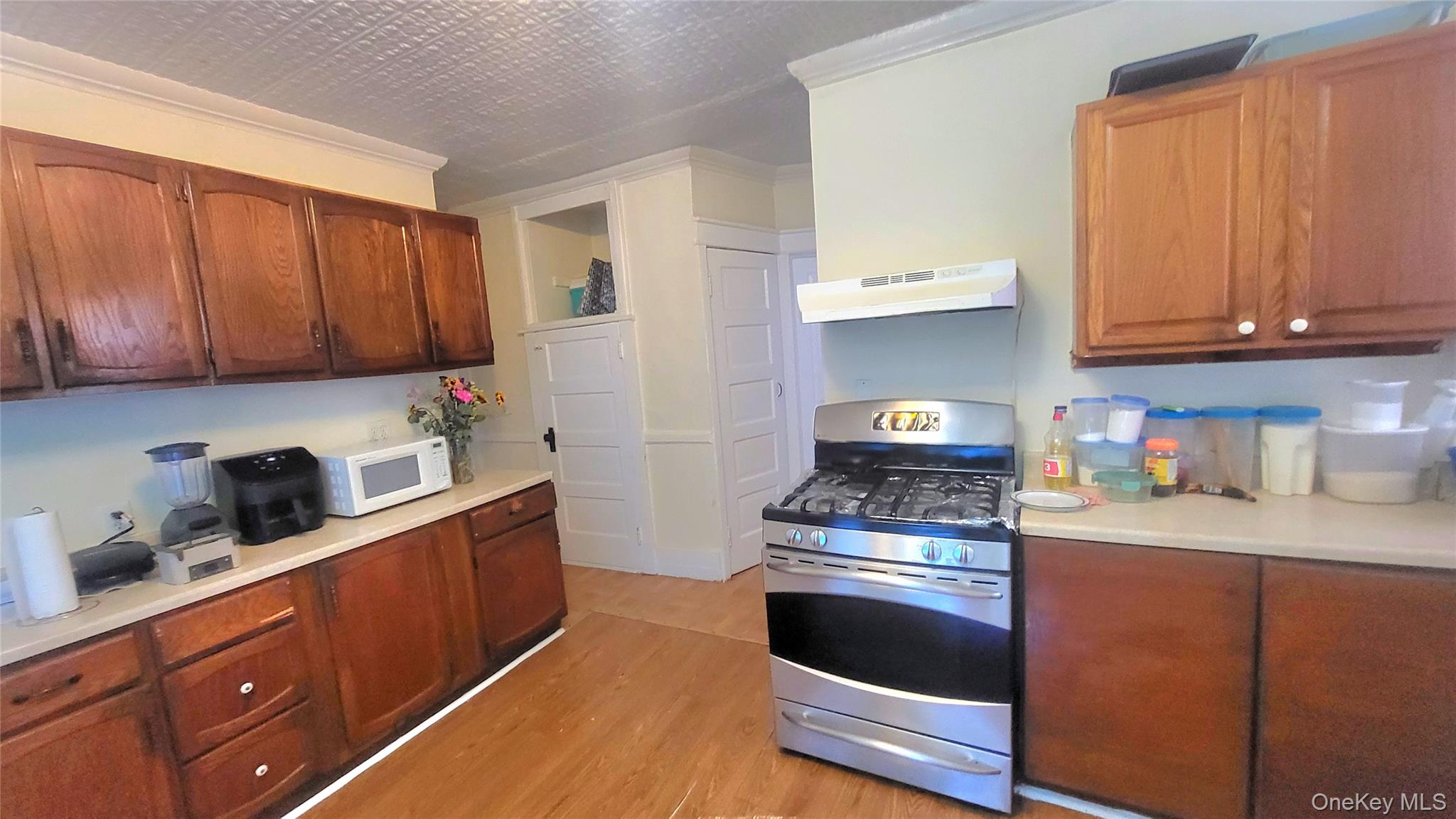 48 Conklin Street – For Sale photo 13