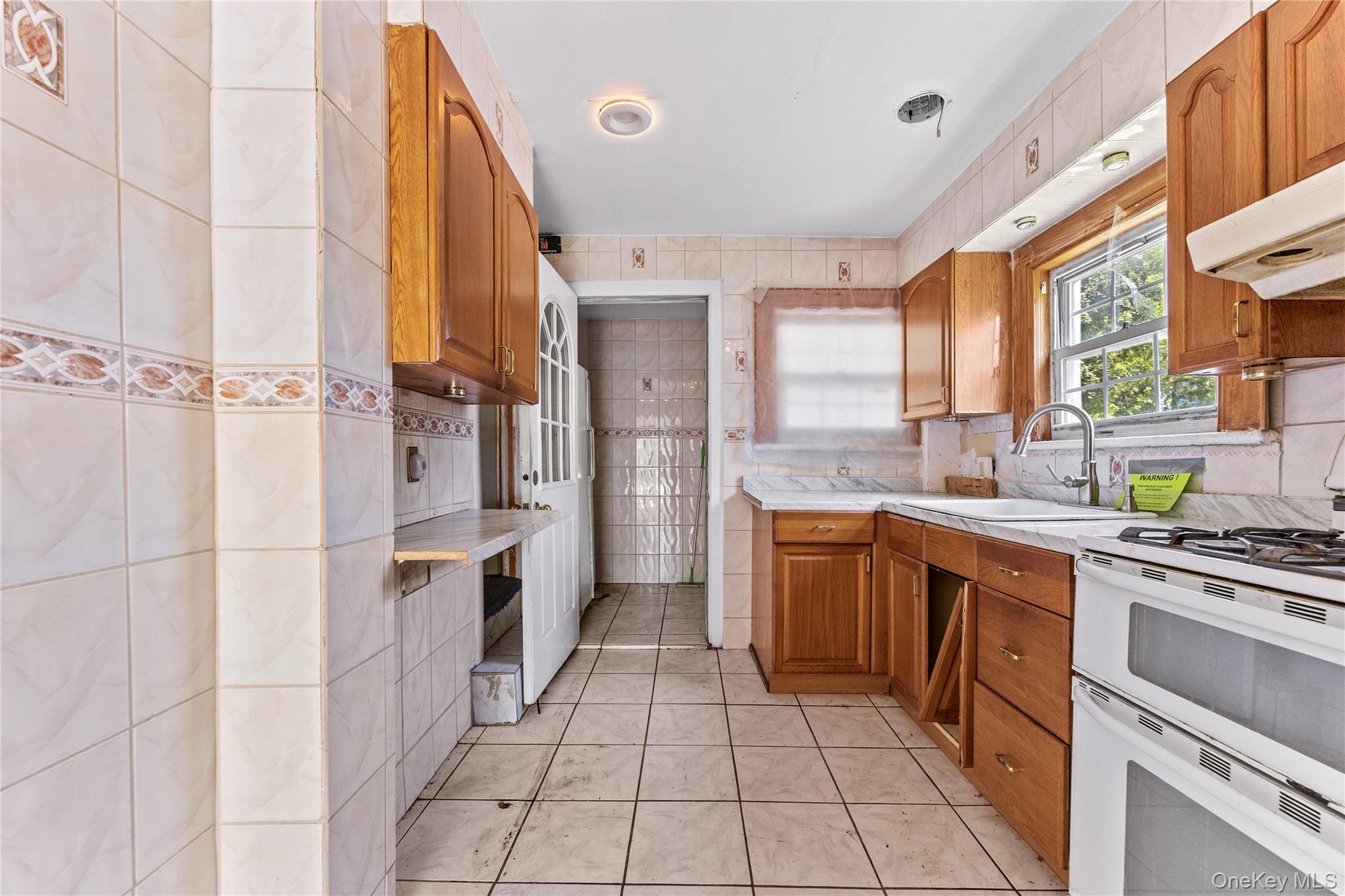 17 Midland Avenue – For Sale photo 8