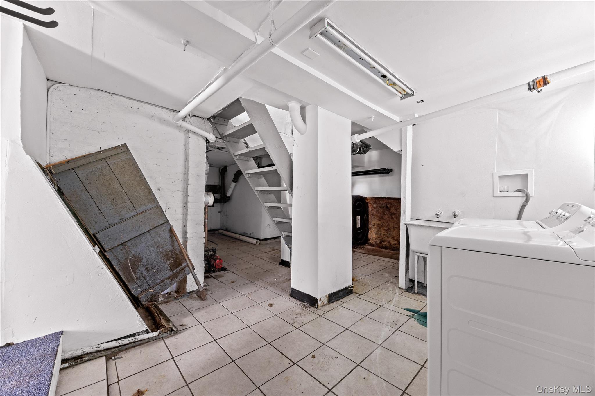 17 Midland Avenue – For Sale photo 24
