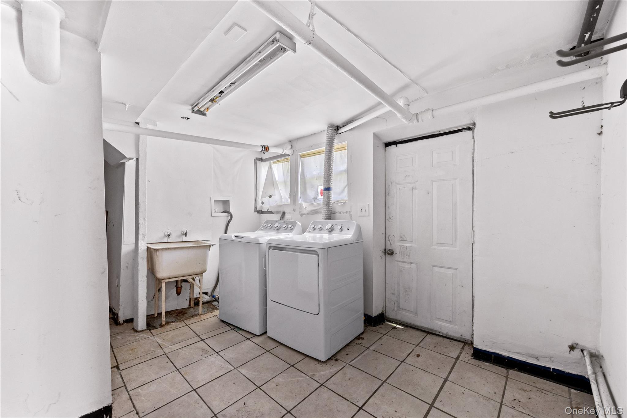 17 Midland Avenue – For Sale photo 23