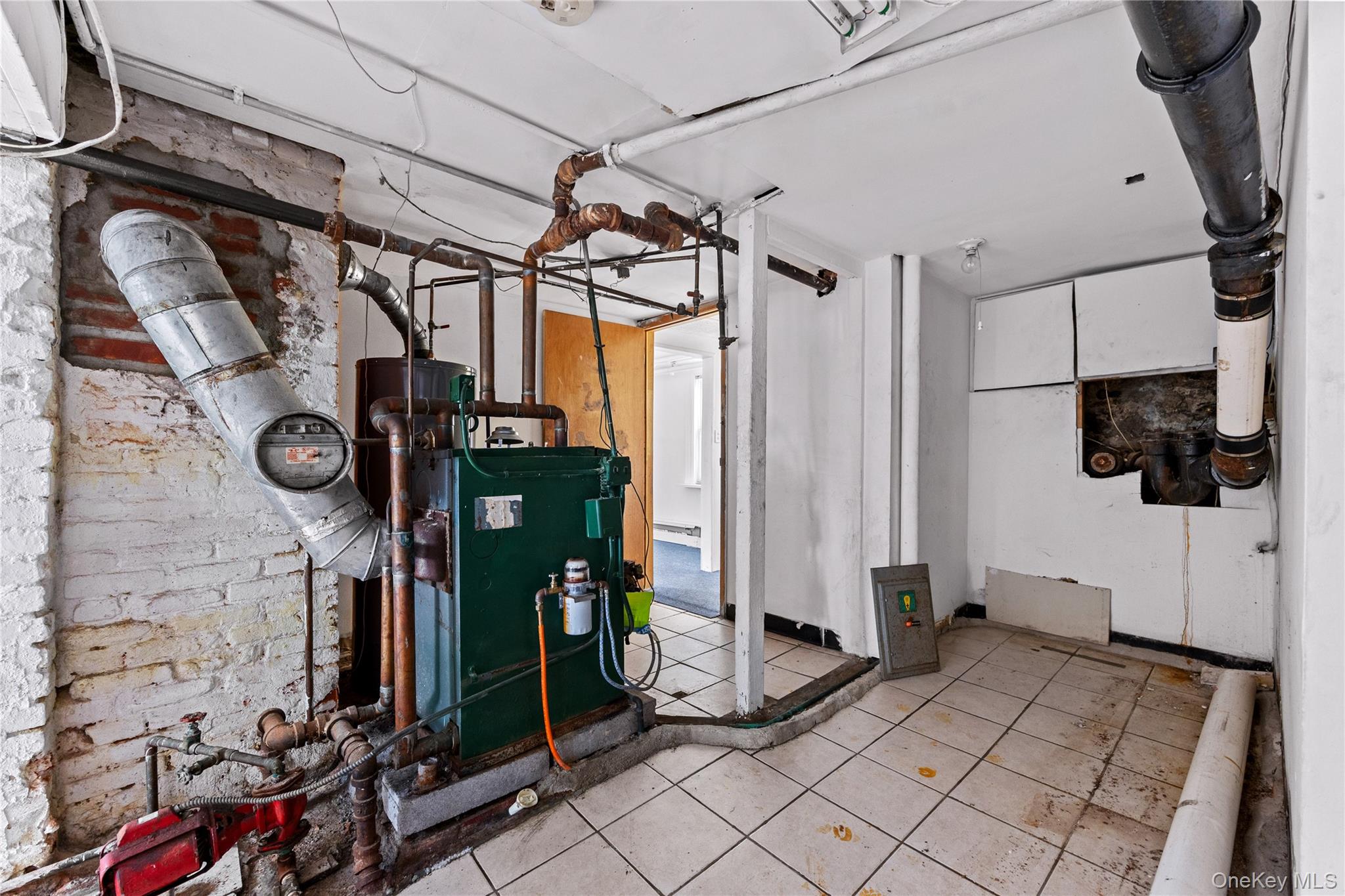 17 Midland Avenue – For Sale photo 26