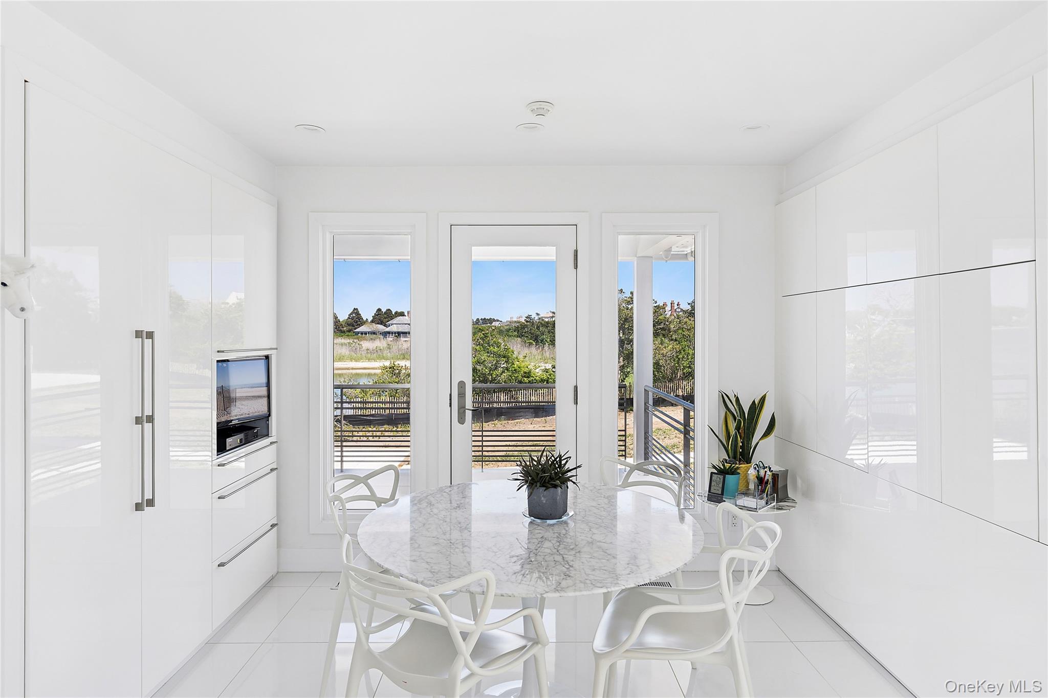 64 W End Road – For Sale photo 16