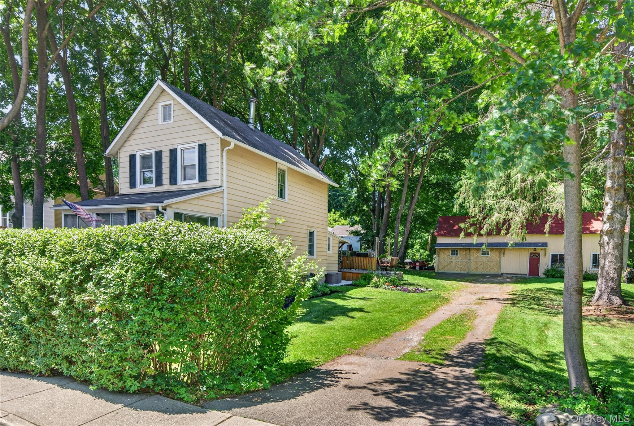 17 Valley Avenue – For Sale photo 3